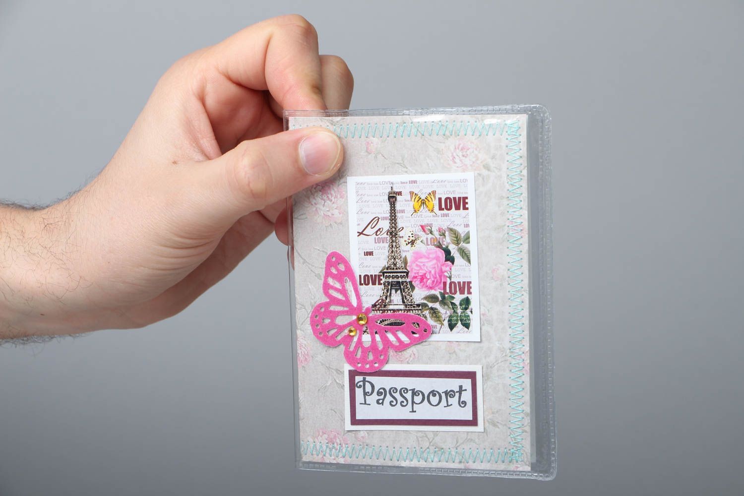 Couverture pour passeport faite main originale Paris et amour photo 4