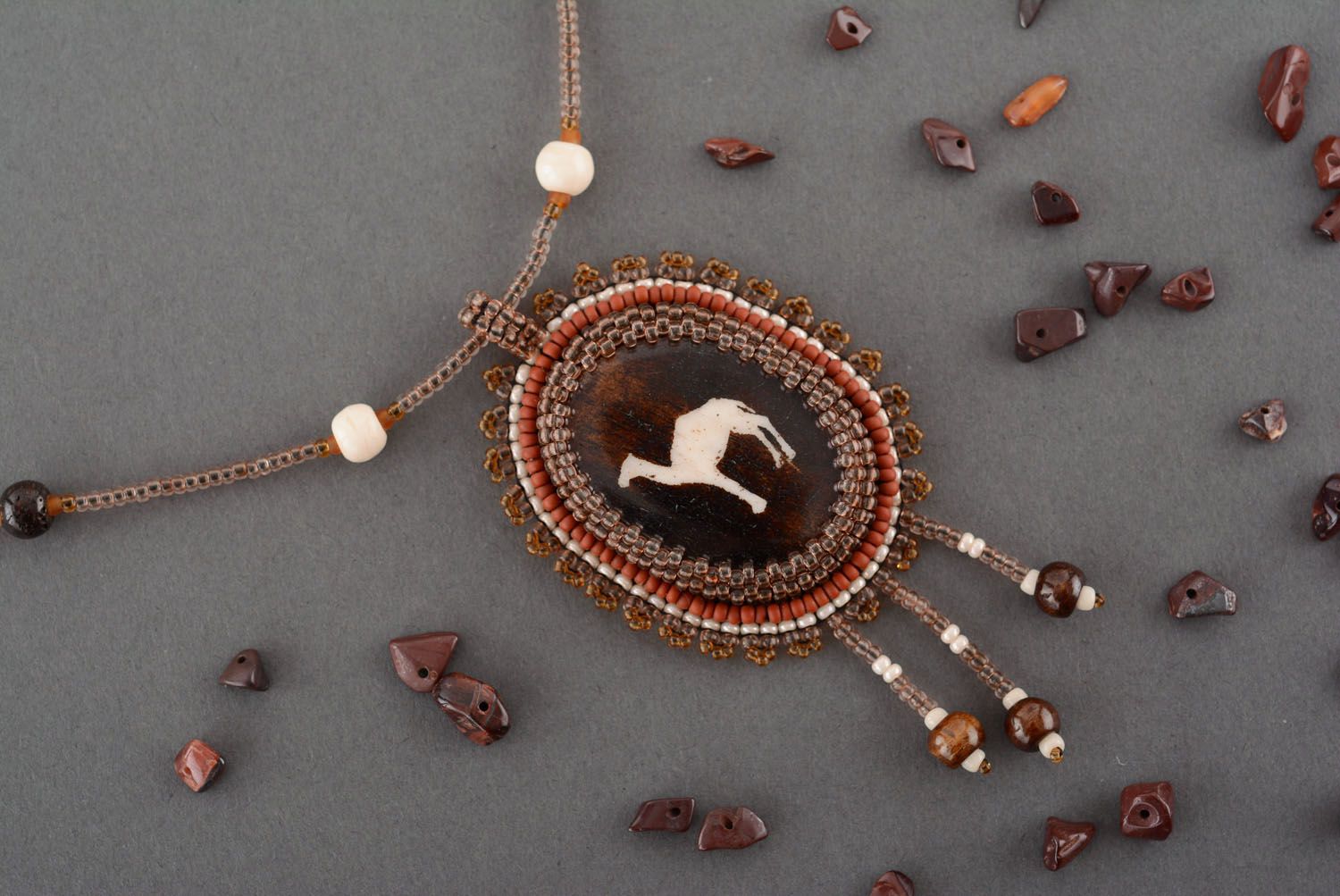 Beaded pendant with camel bone photo 3