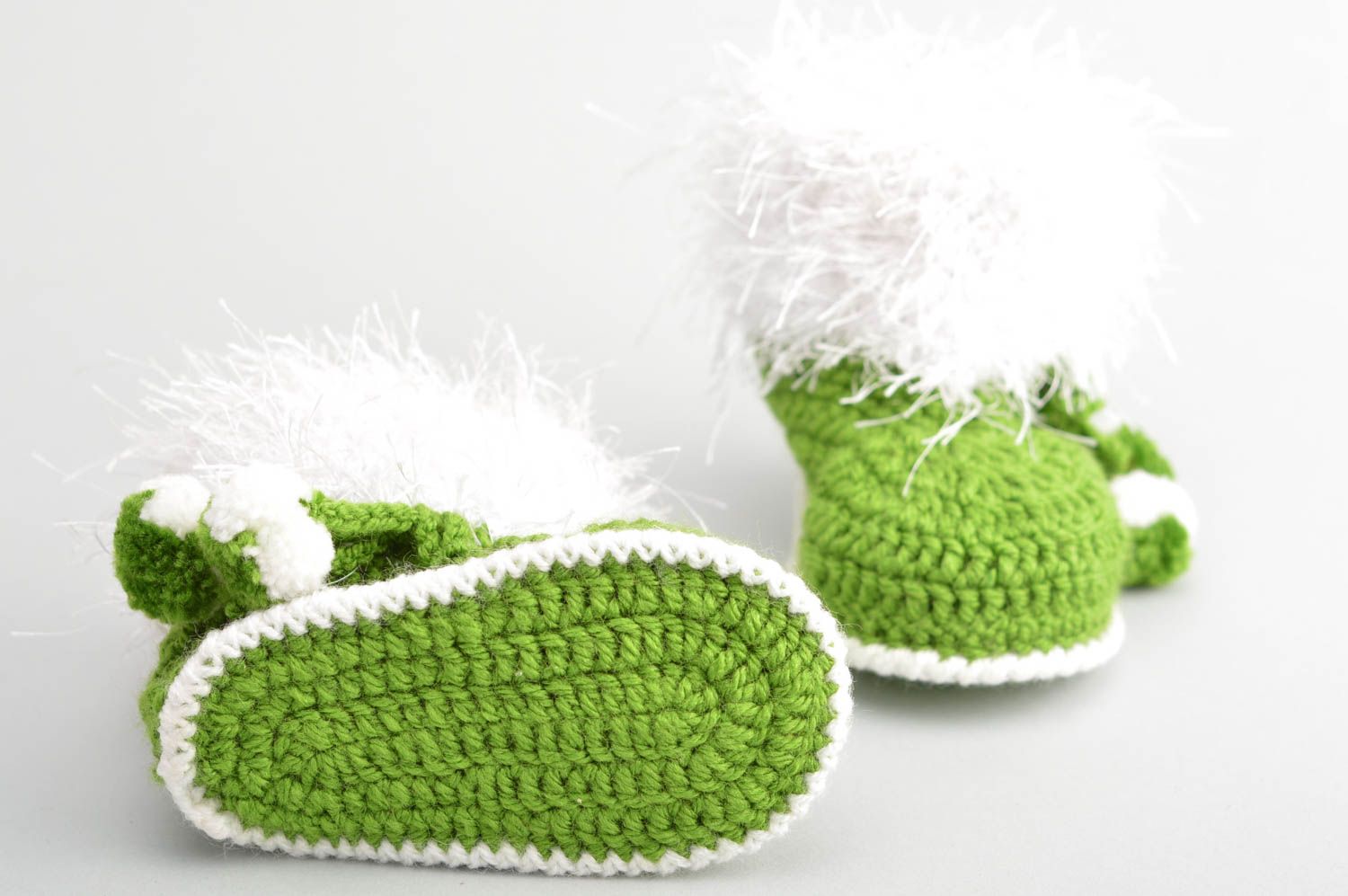 Crocheted designer cute green handmade baby bootees made of acrylics for boys photo 4