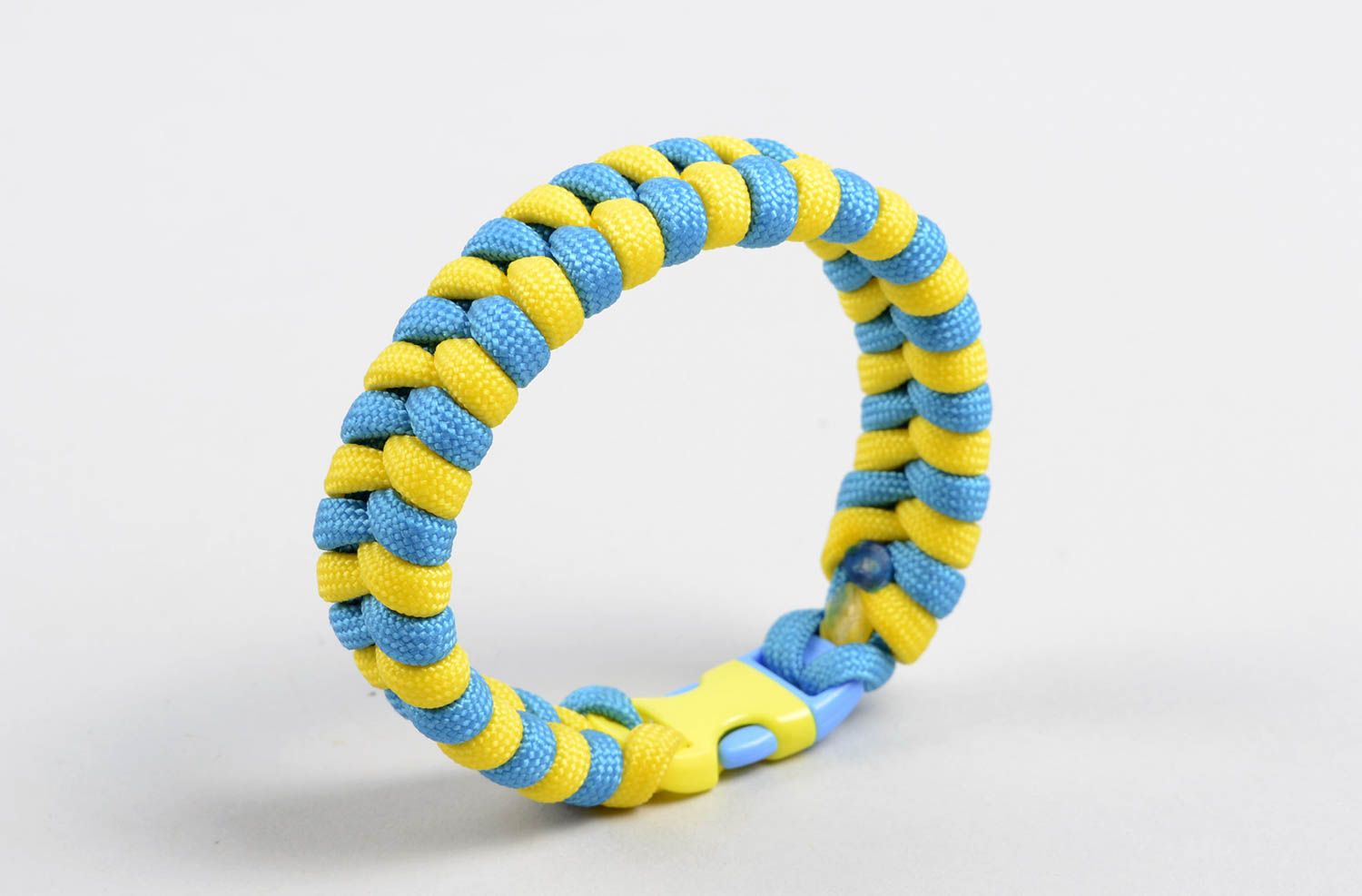 Beautiful handmade woven bracelet paracord bracelet survival tips gift ideas photo 4