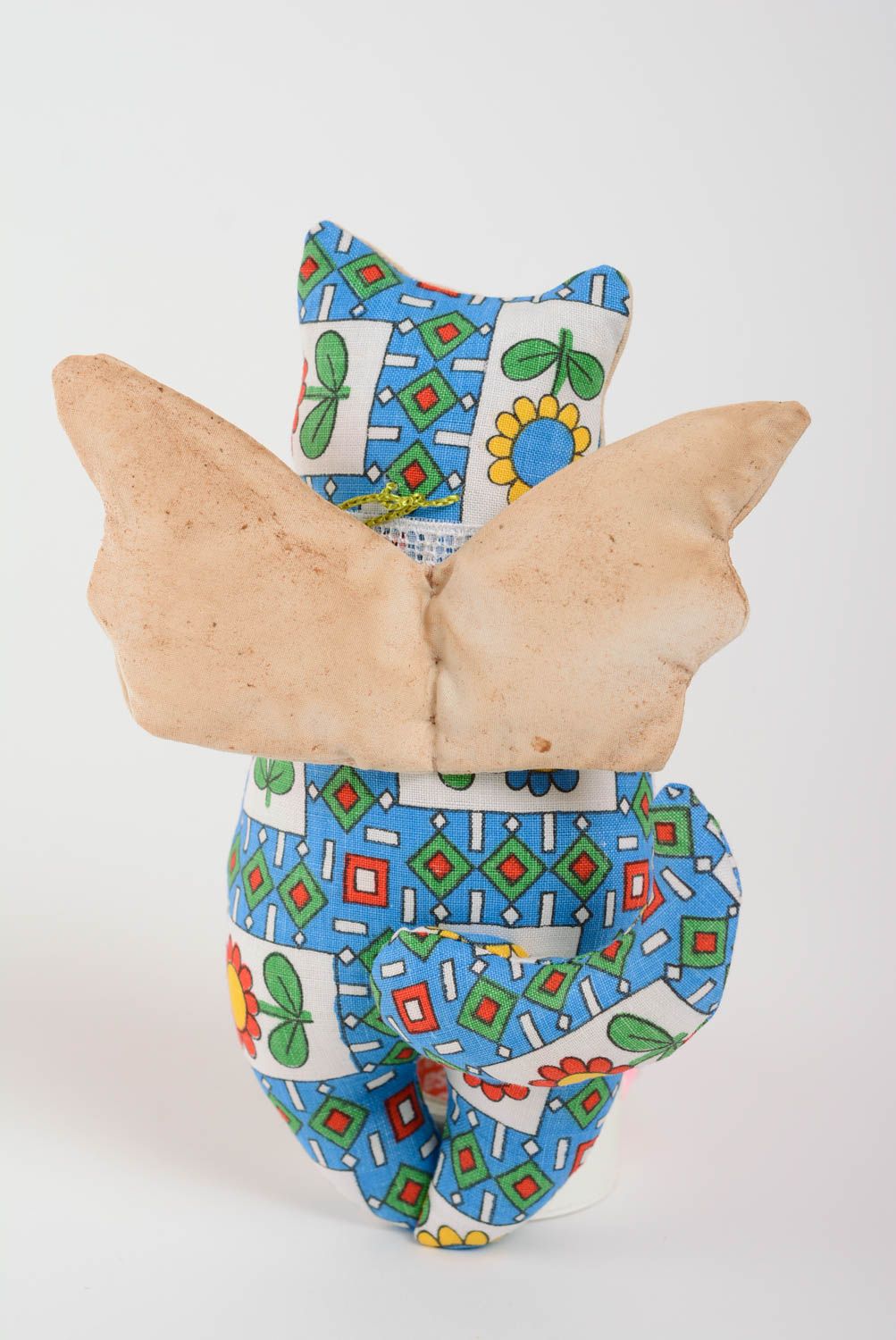Peluche chat faite main en tissu de coton avec coeur décoration maison photo 3