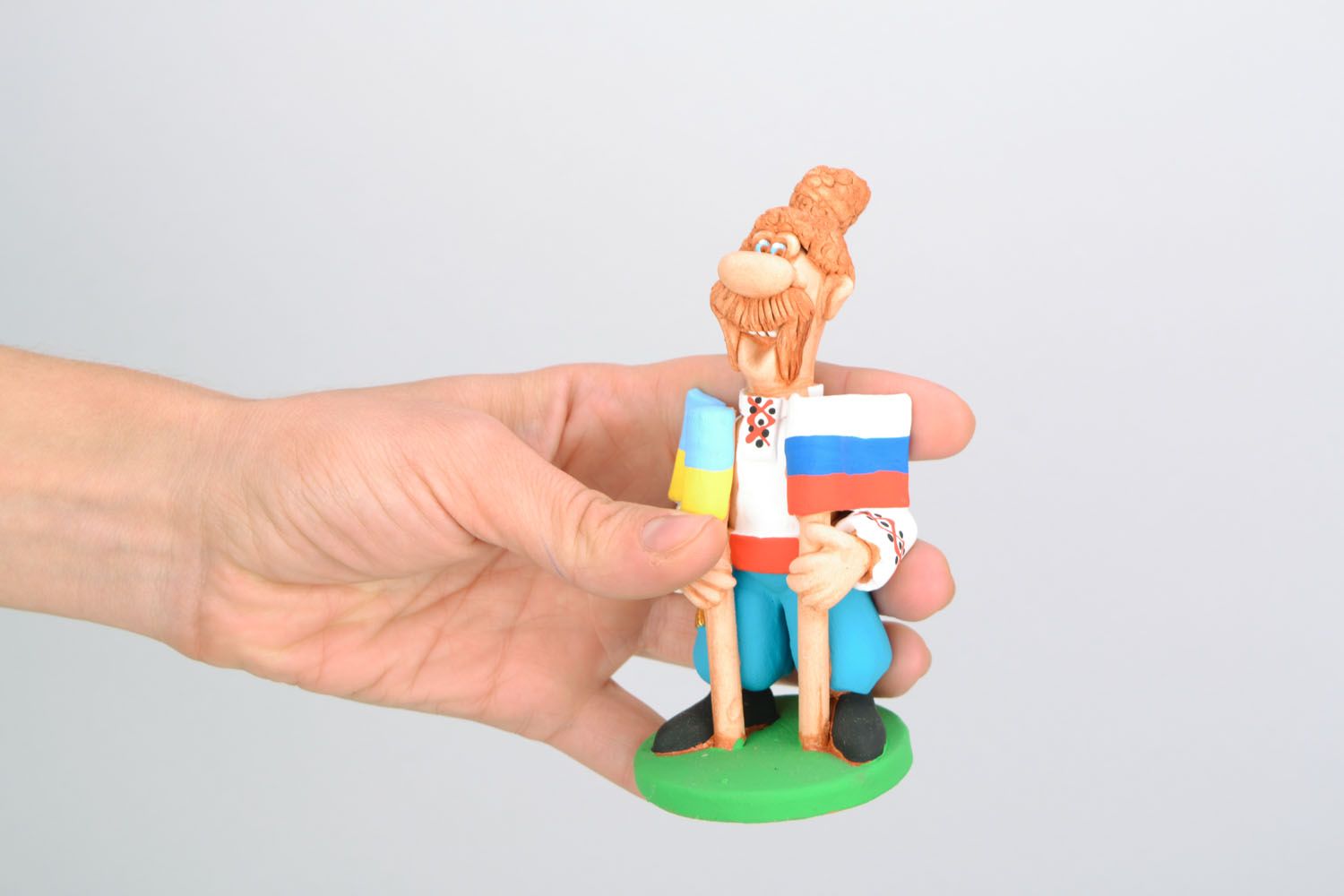 Ceramic figurine for present Two Flags photo 7
