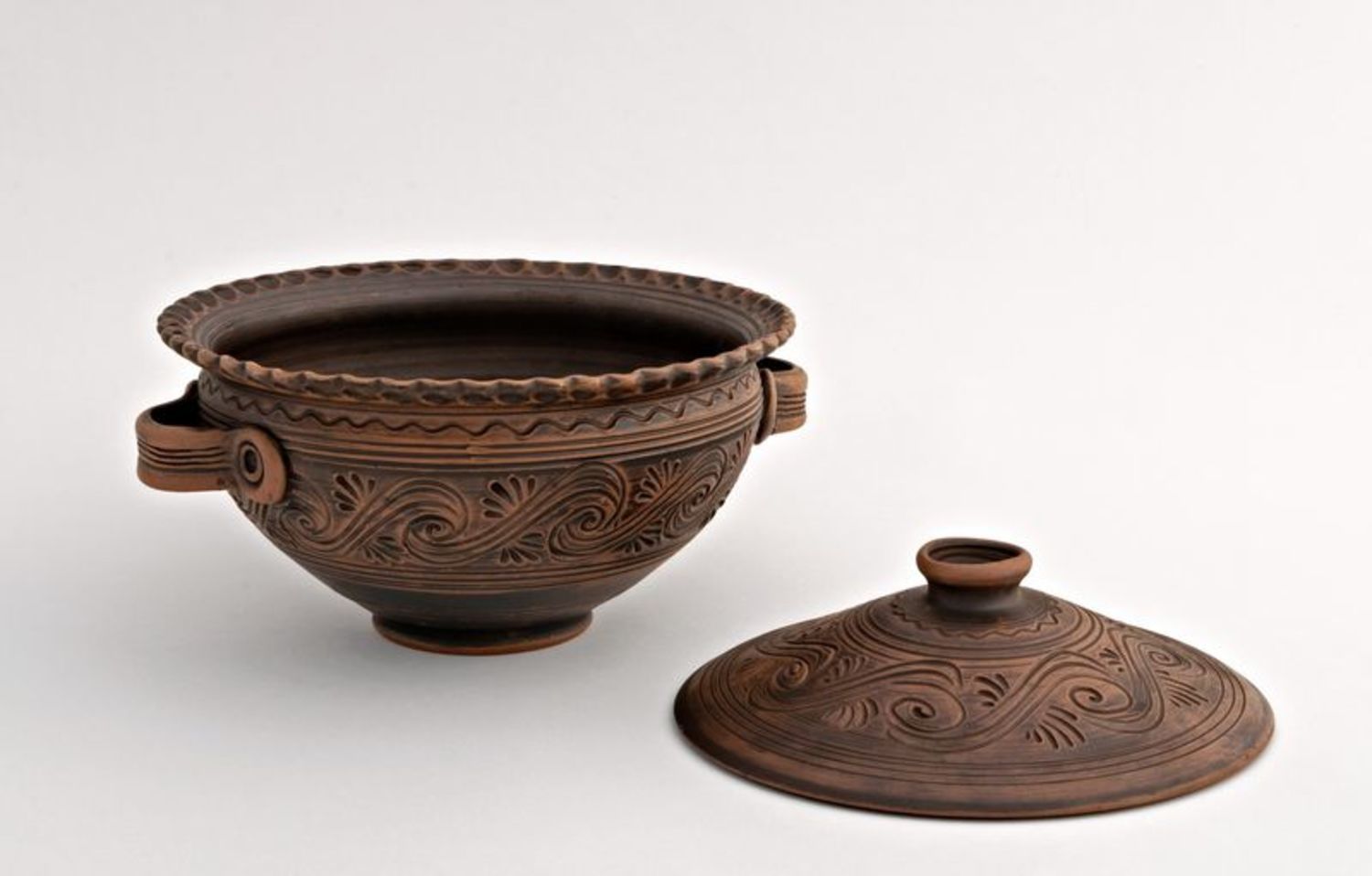Clay bowl for vareniki photo 3