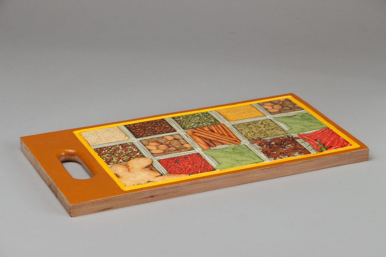 Decoupage chopping board Spices photo 3