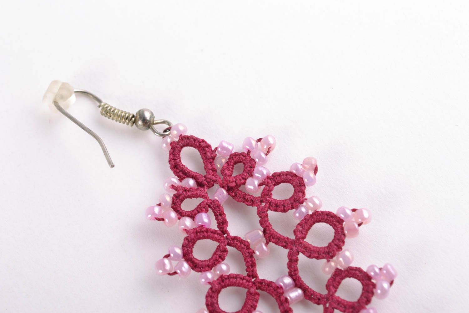Tatting earrings with beads in the shape of leaves photo 3