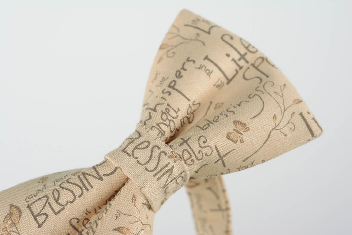 Gravata borboleta feita de tecido de algodão foto 4