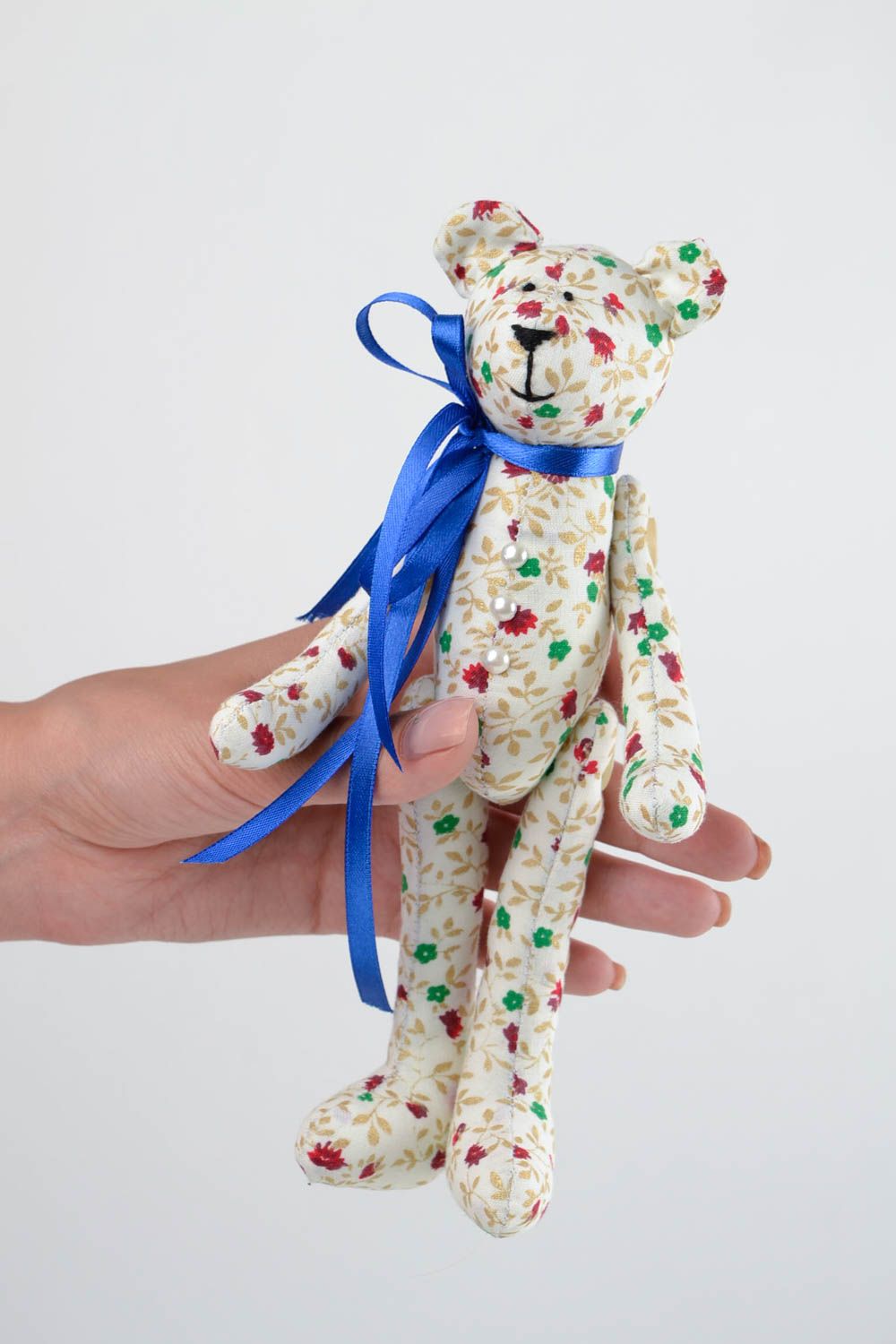 Jouet Ours en tissu de coton fait main avec noeud bleu Cadeau pour enfant photo 2