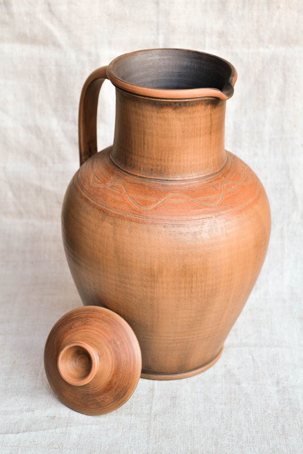 Large 130 oz ceramic pitcher in Greek style with handle and lid in terracotta style 3,6 lb photo 3