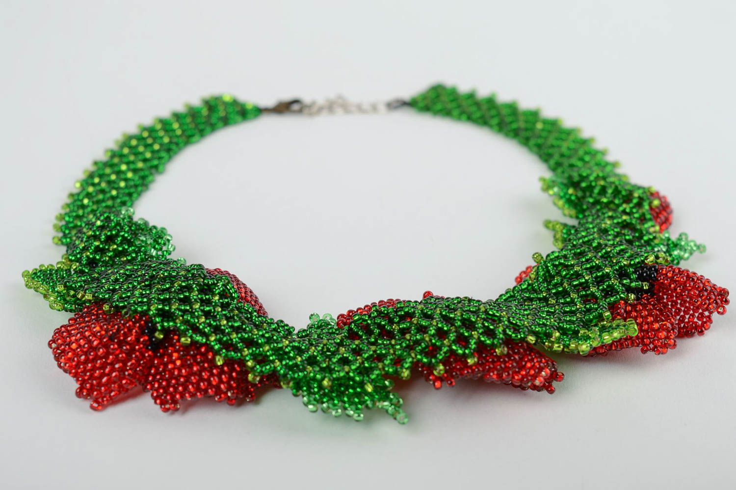 Handmade beautiful necklace beaded stylish accessory stylish necklace on chain photo 4