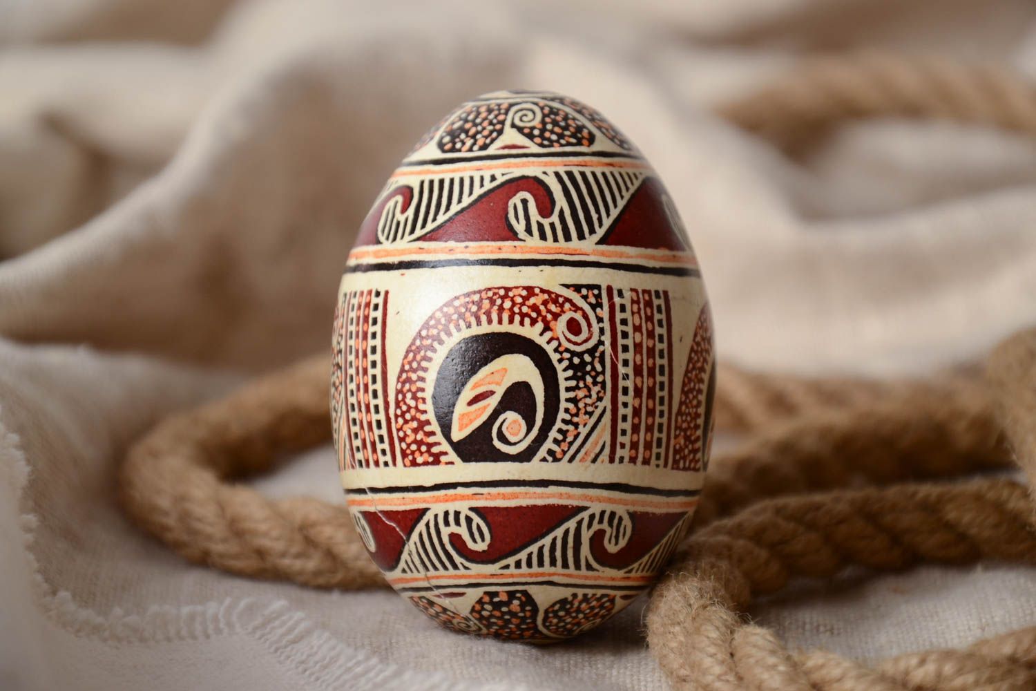 Handmade traditional pysanka decorative painted chicken egg Easter souvenir photo 1