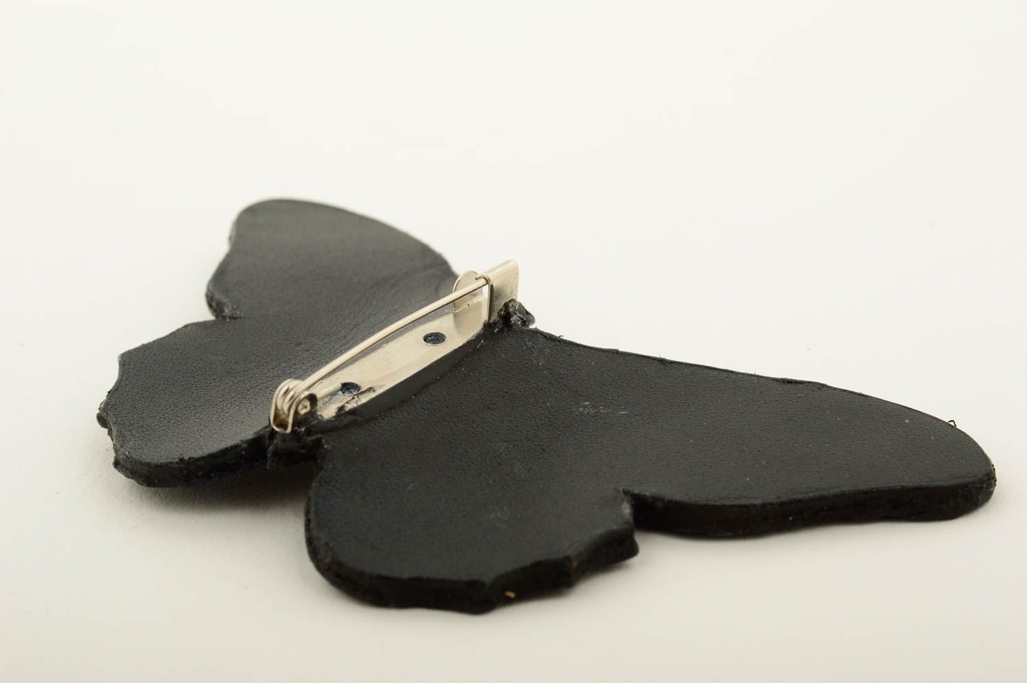 Broche en cuir design Bijou fait main Accessoire femme papillon cadeau photo 5