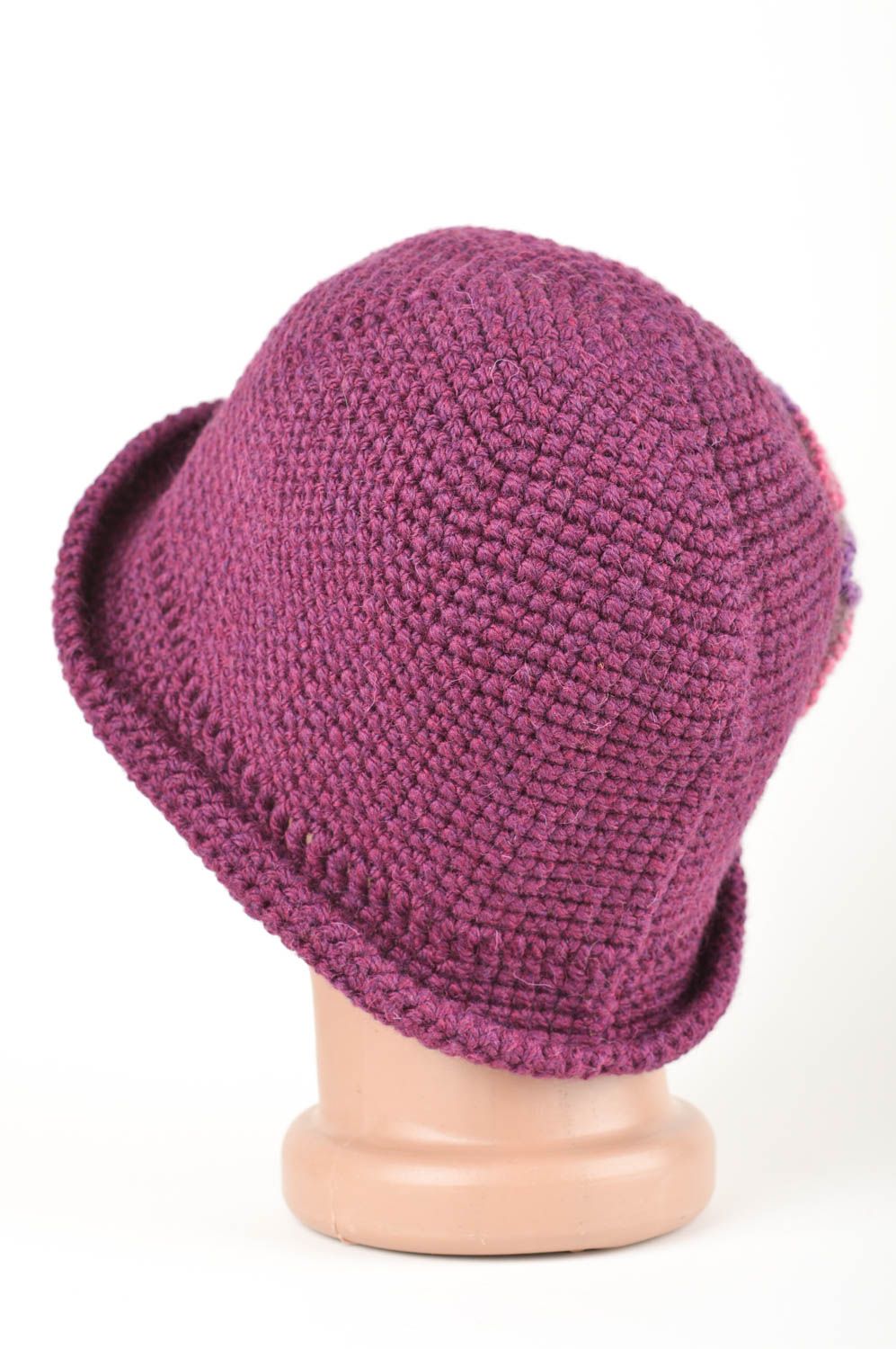 Bonnet tricot fait main Chapeau au crochet tons violets d'hiver Vêtement femme photo 5