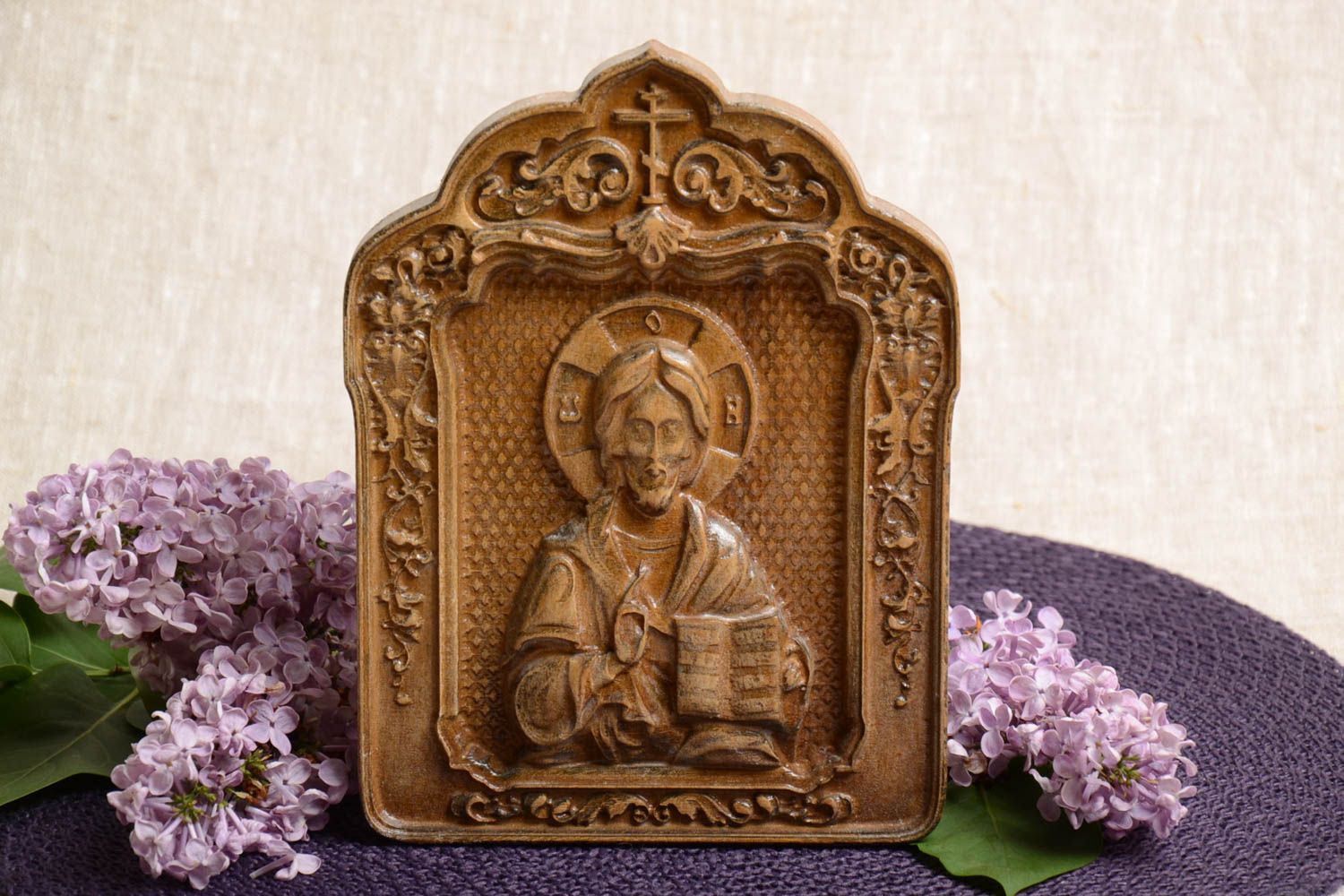 Schöne geschnitzte Deko Ikone aus Holz mit Haltemast Jesus Christus Handarbeit foto 1