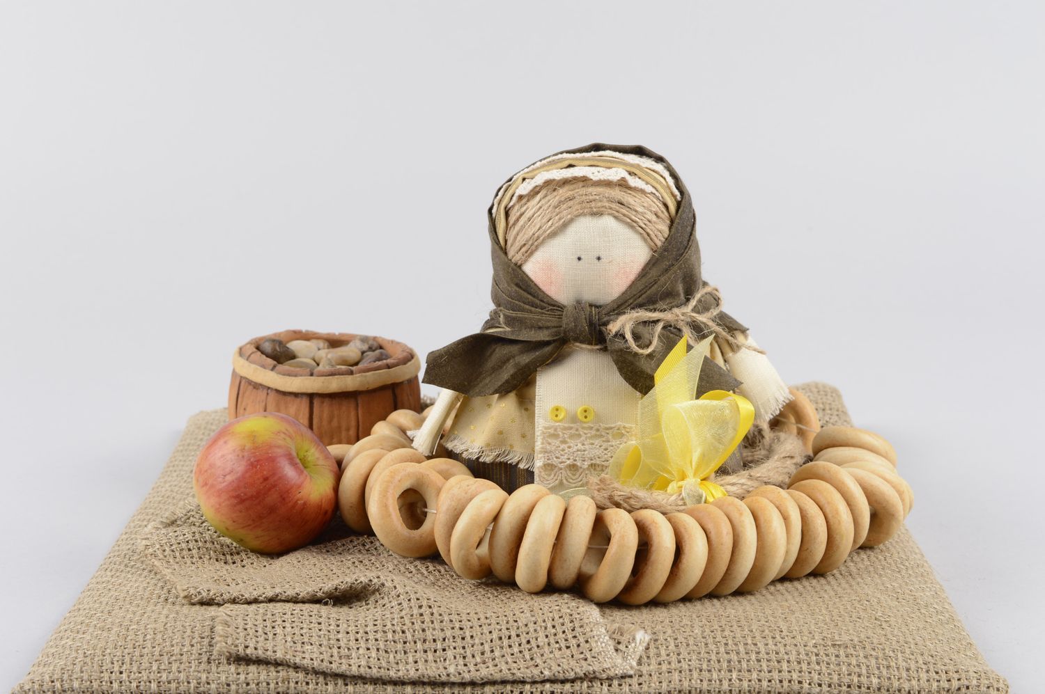 Muñeca de trapo artesanal con trenza decoración de hogar regalo original foto 5
