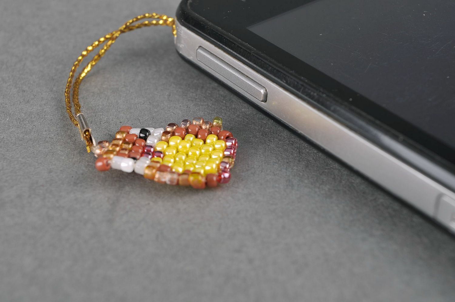 Keychain braided of beads photo 5