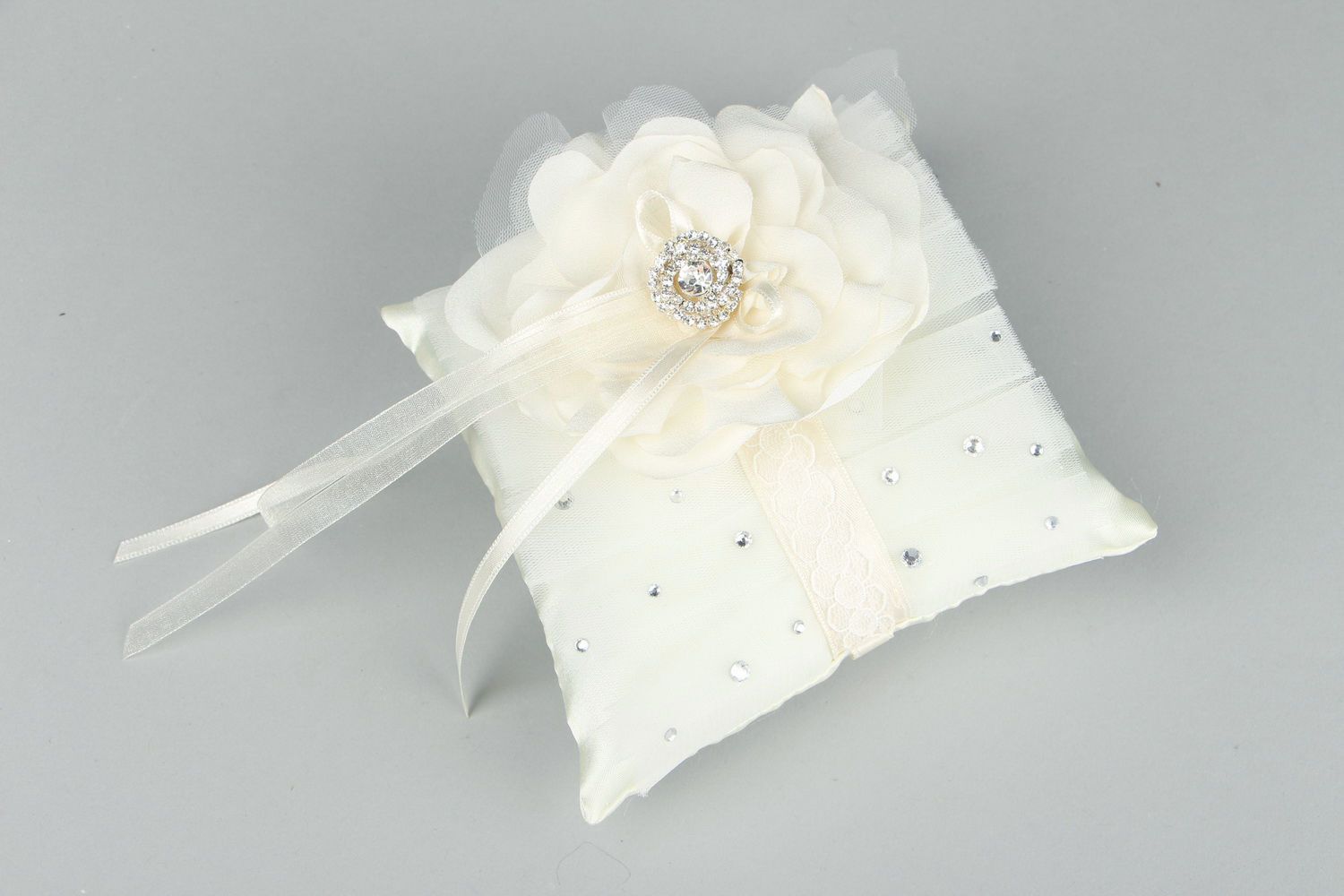 Wedding Pillow for Rings photo 4