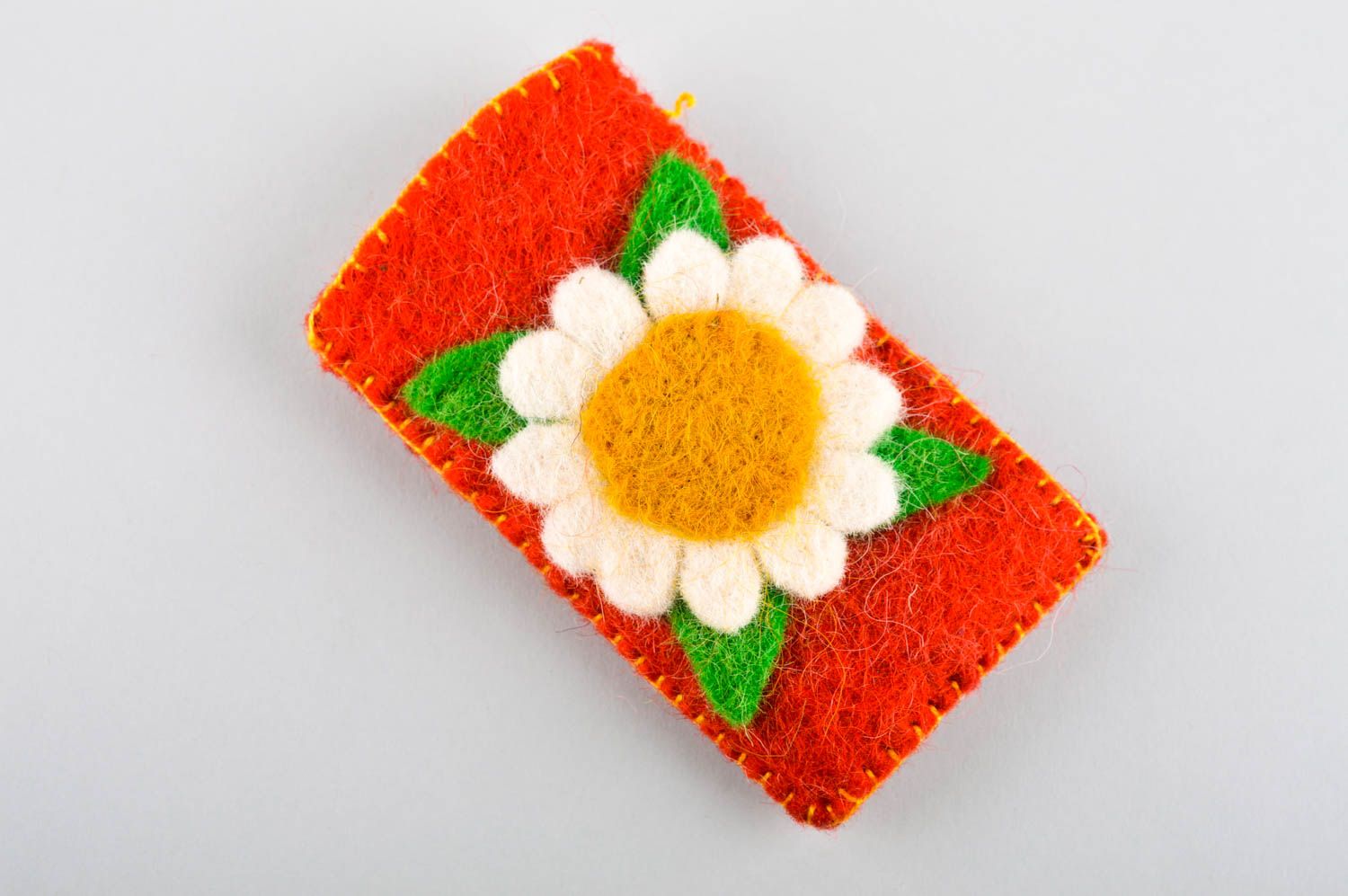Housse téléphone portable faite main orange avec fleur Accessoire femme photo 7