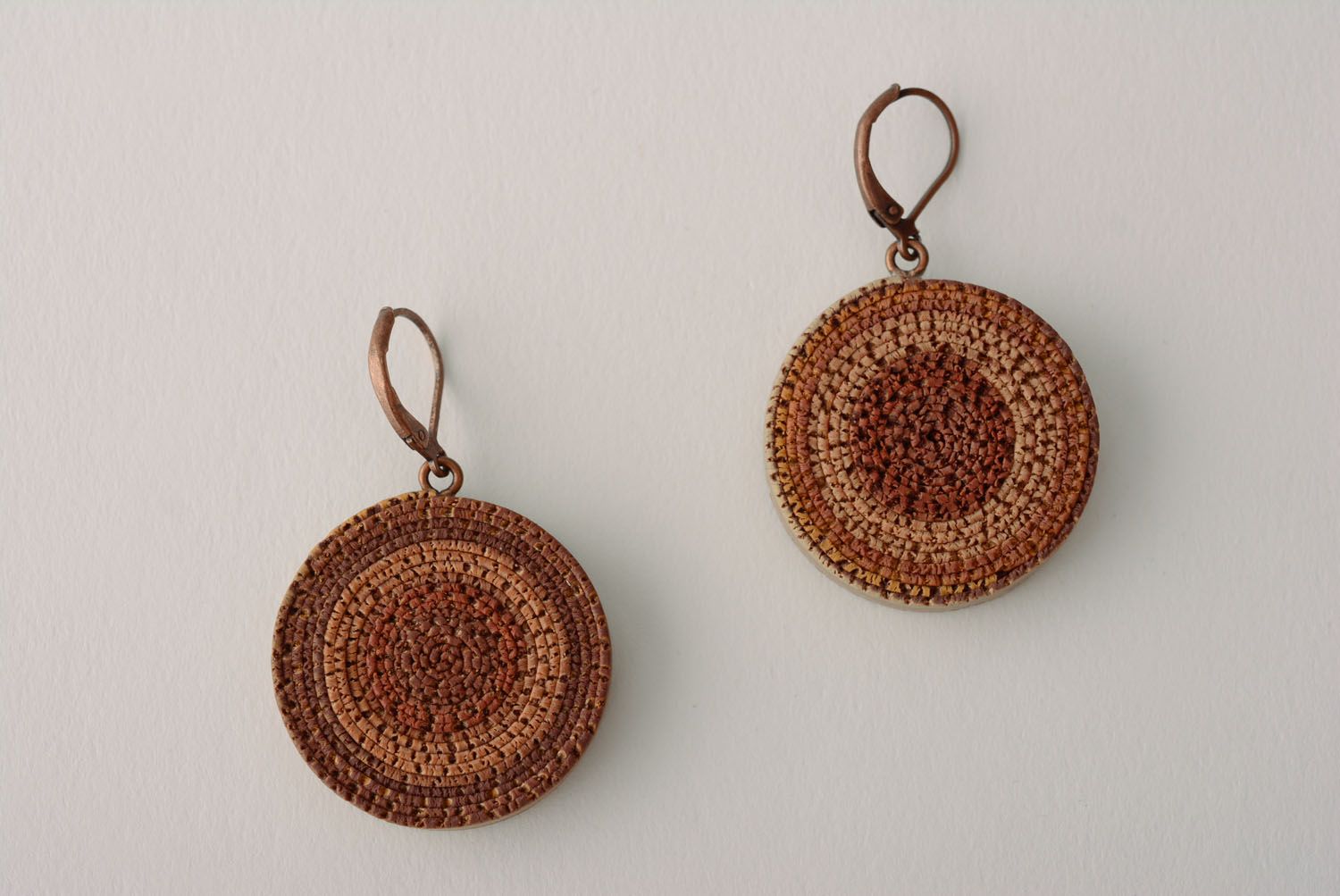Handmade round earrings photo 1