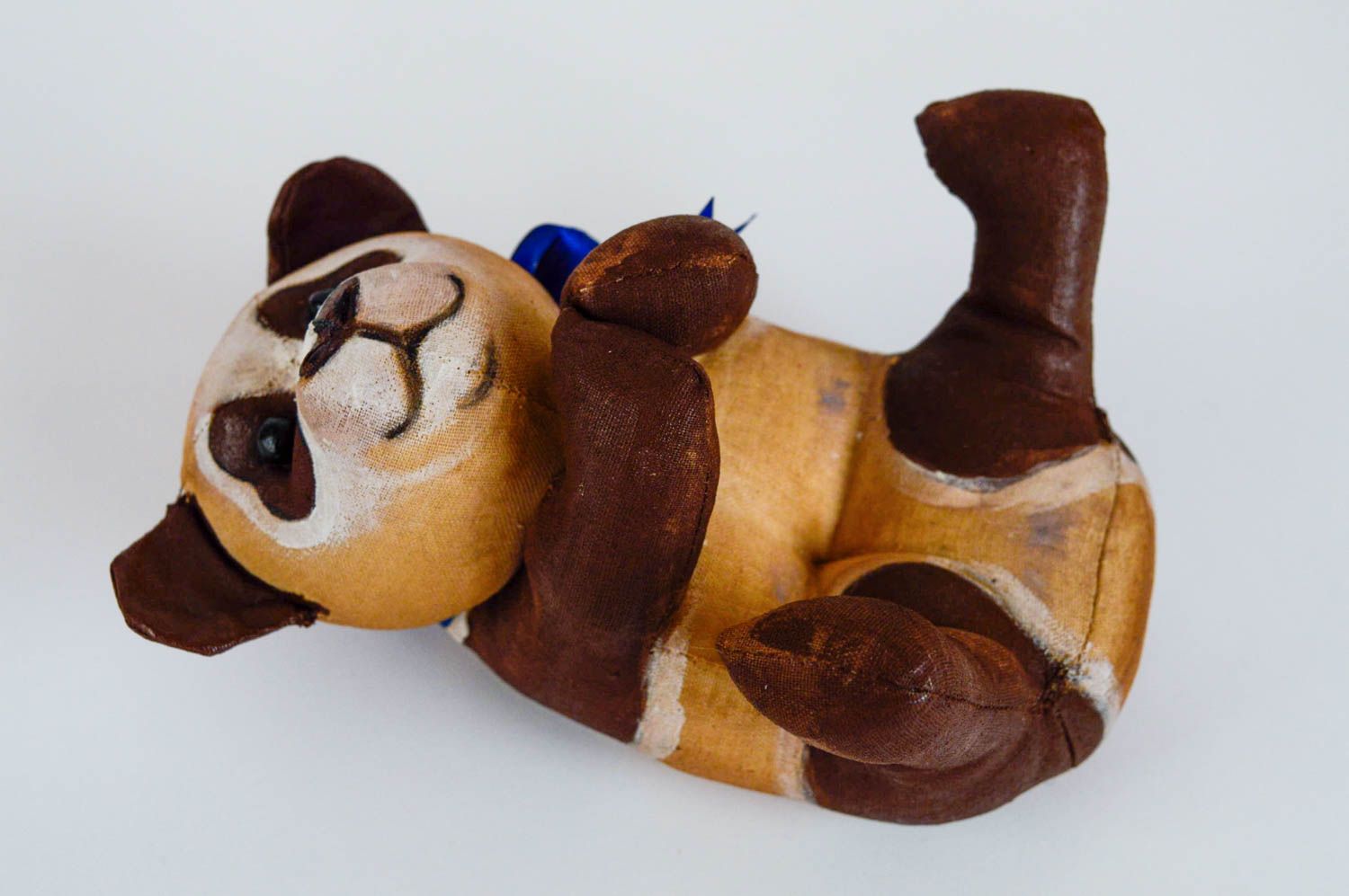 Мягкая игрушка панда из ткани ароматизированная с росписью ручной работы фото 2