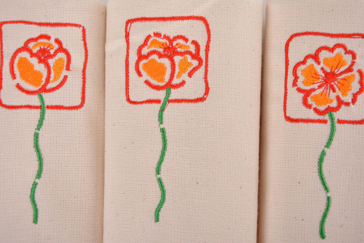 Set of 3 handmade designer semi linen cloth napkins with embroidered flowers photo 5