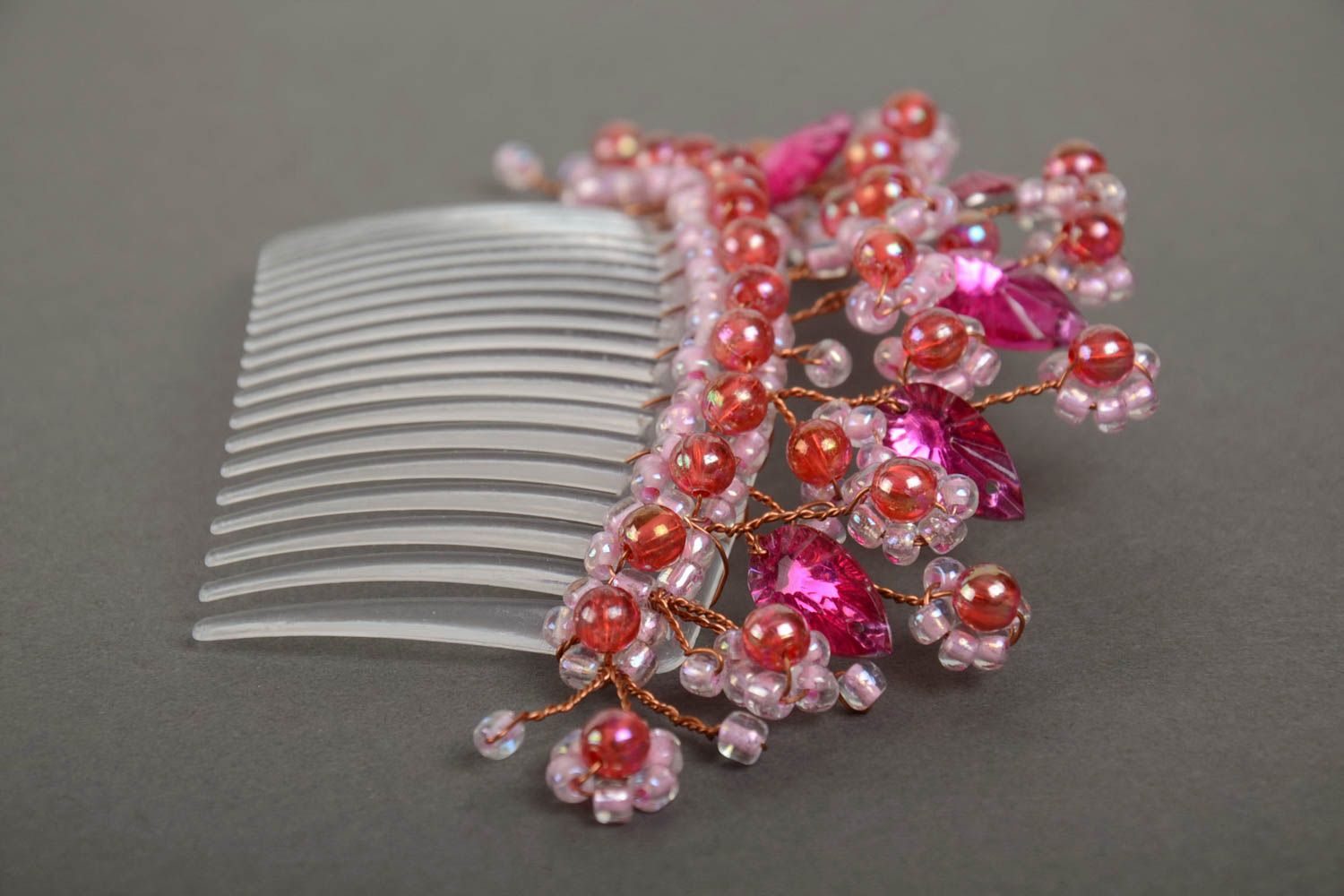 Beautiful handmade plastic hair comb with beads and flowers photo 4