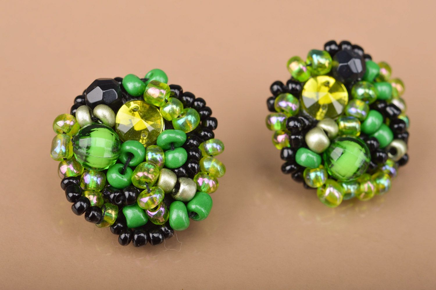 Handmade massive beaded stud earrings in green and black colors for women photo 1
