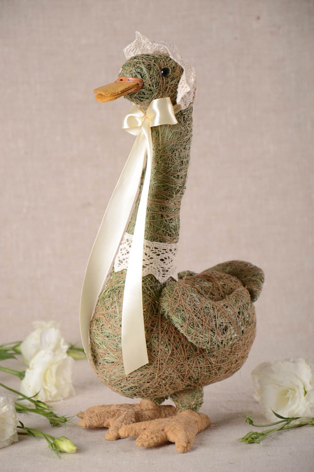 Figura artesanal con forma de ganso para decorar casa regalo original  foto 1