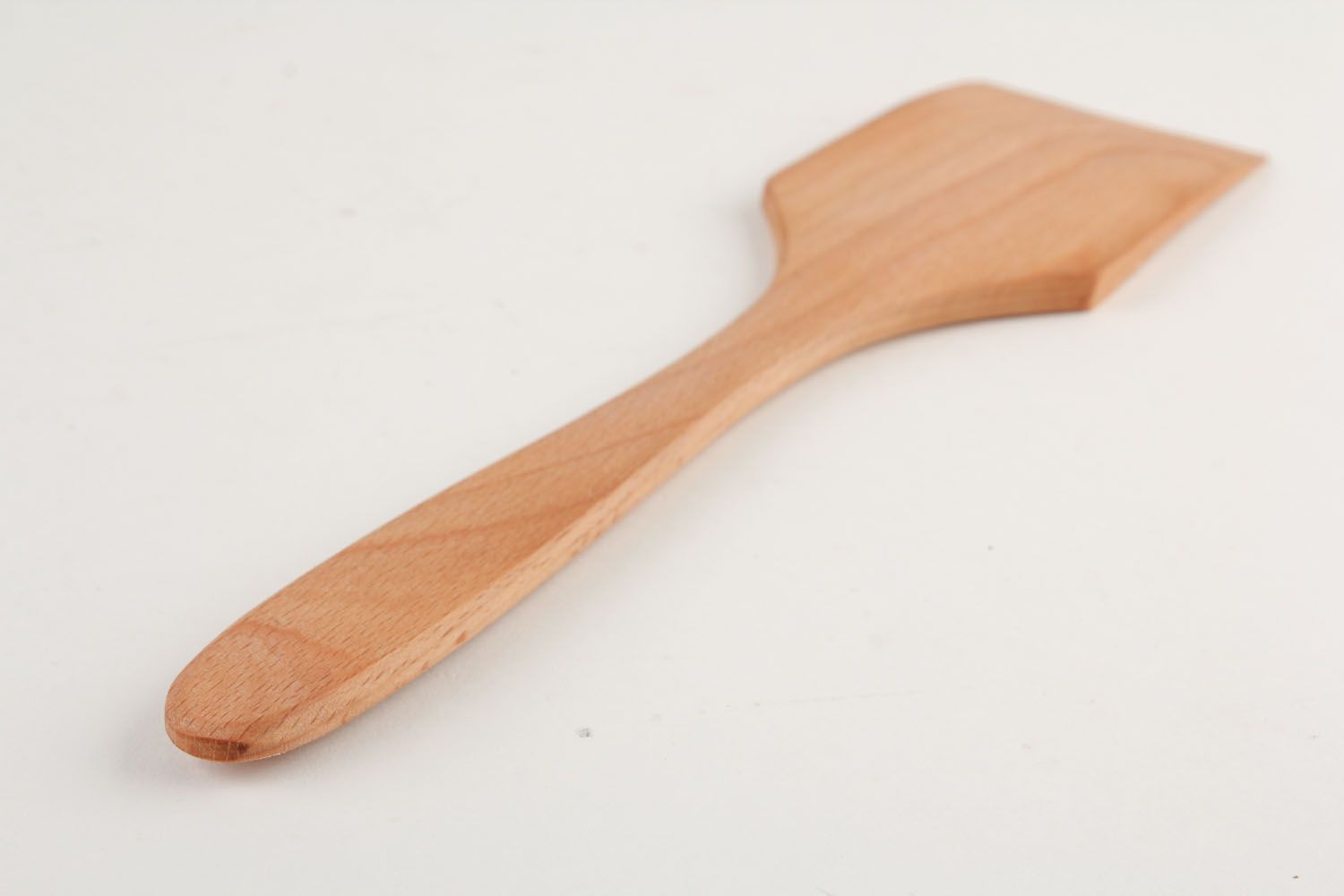 Wooden kitchen spatula photo 2