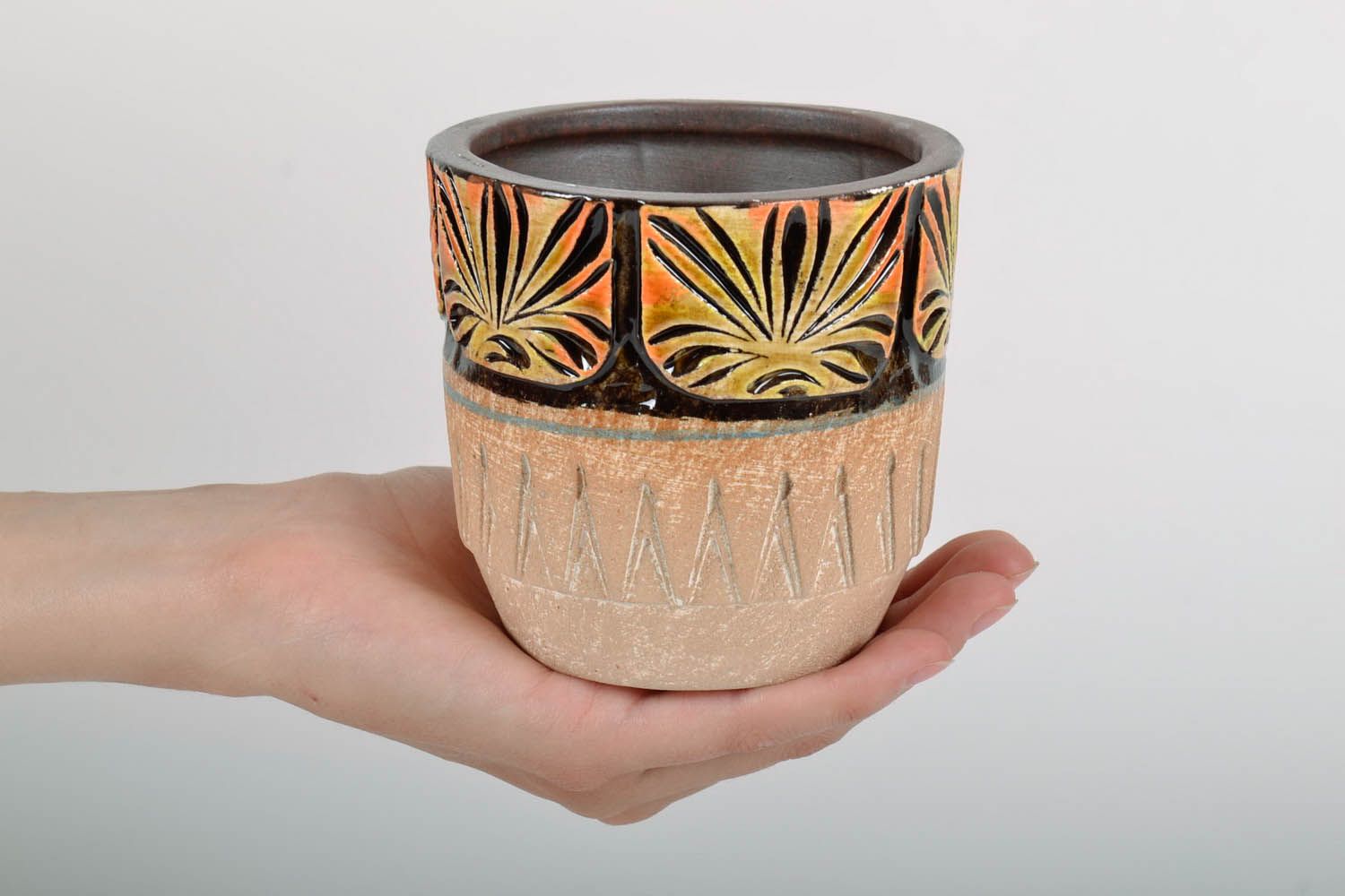 Pot à fleurs céramique réalisé à main photo 5
