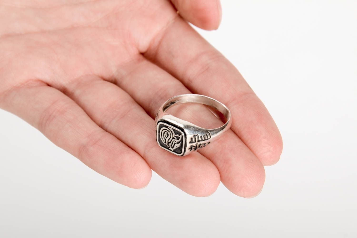 Мужское серебряное кольцо украшение ручной работы перстень для мужчин  фото 5