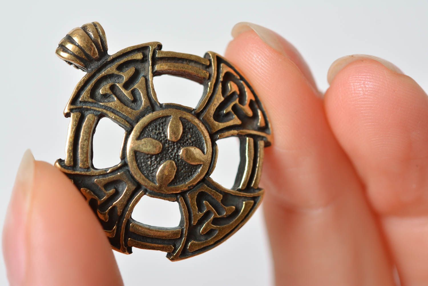 Beautiful handmade designer bronze neck pendant in the shape of Maltese cross photo 3