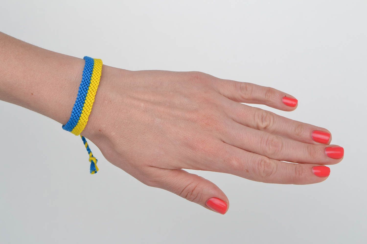 Blau gelbes geflochtenes Freundschaftsarmband aus Textil Mulinee handmade  foto 2