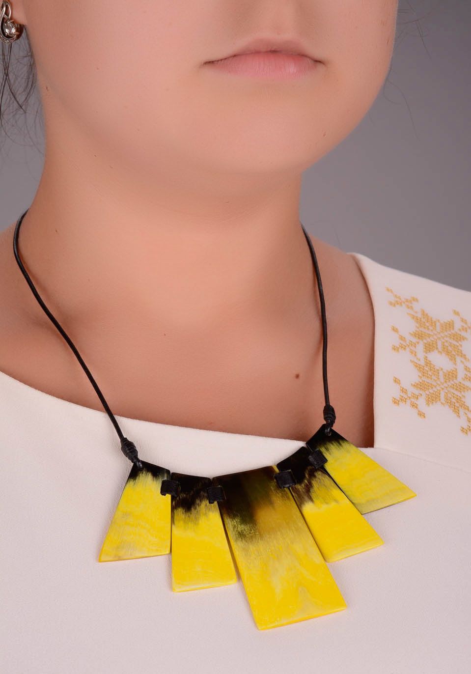 Yellow Necklace Made of Horn photo 4
