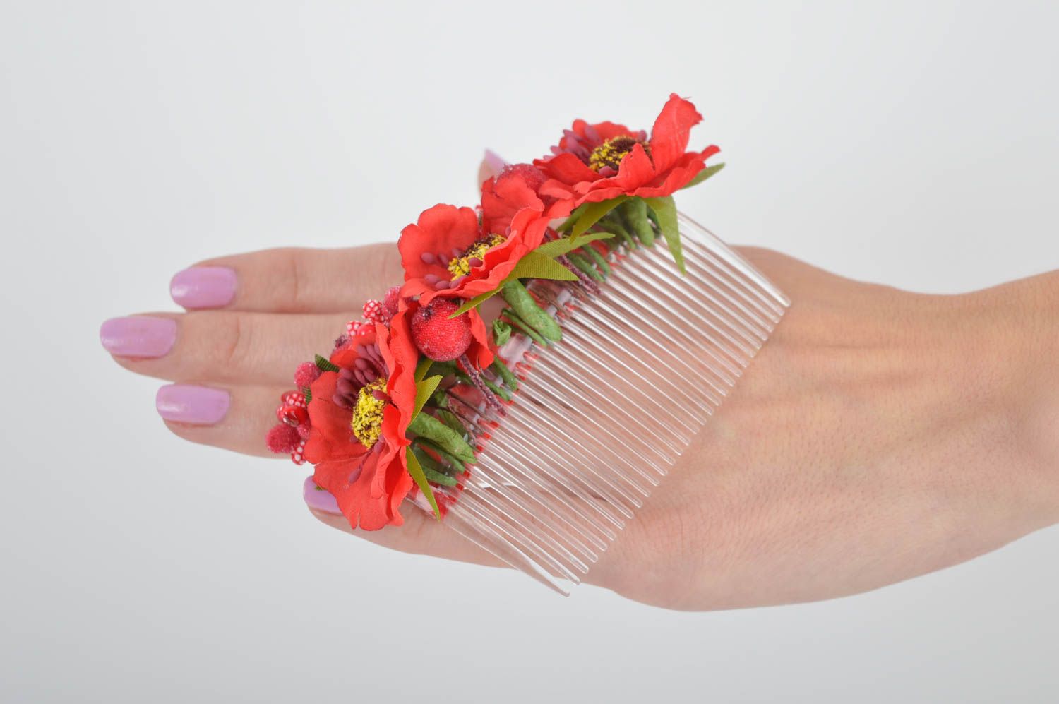 Haarschmuck Blüten Schmuck handgemacht schöner Haarkamm mit Blumen in Rot foto 5