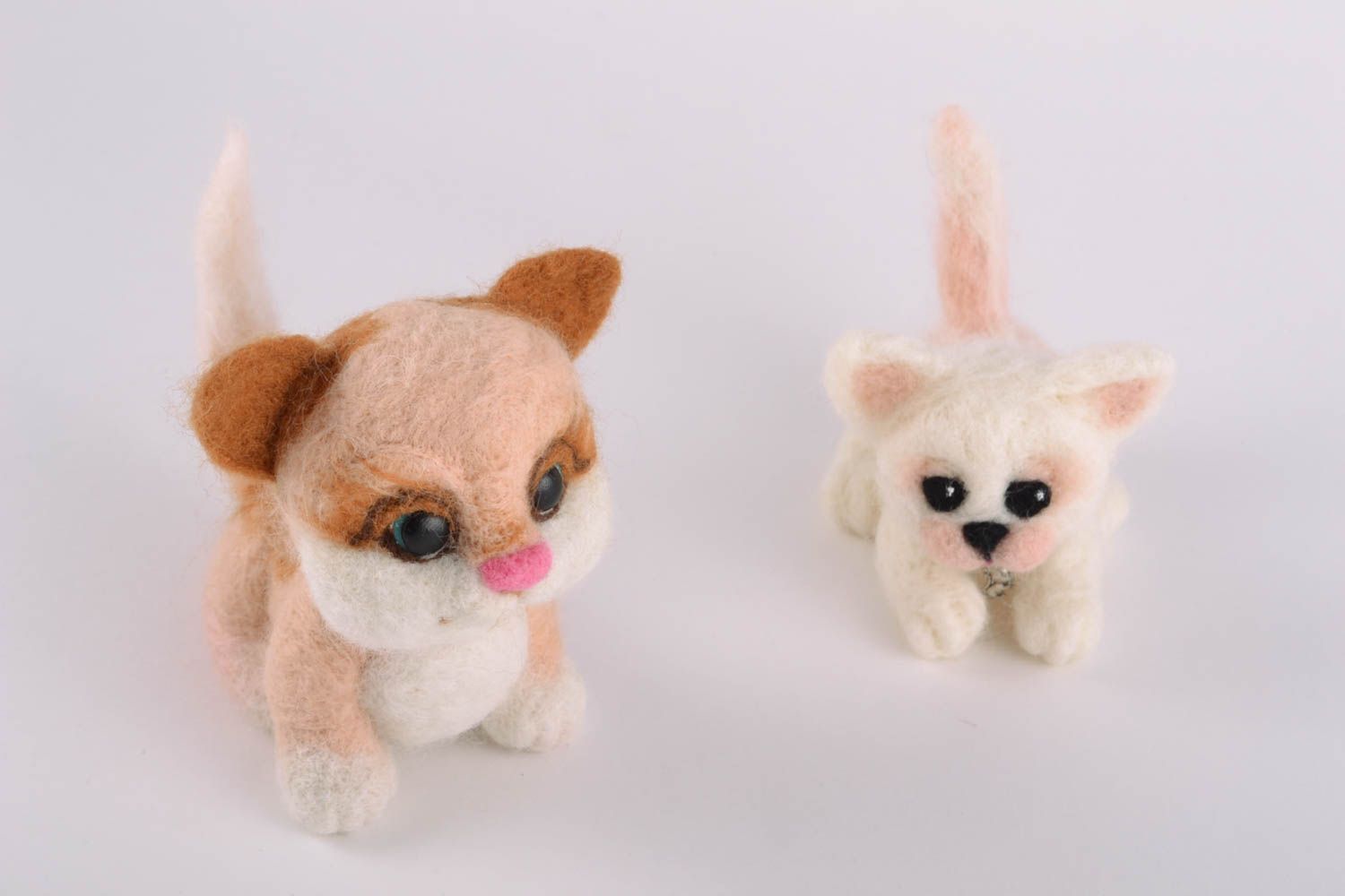 Felted wool toy cats photo 2