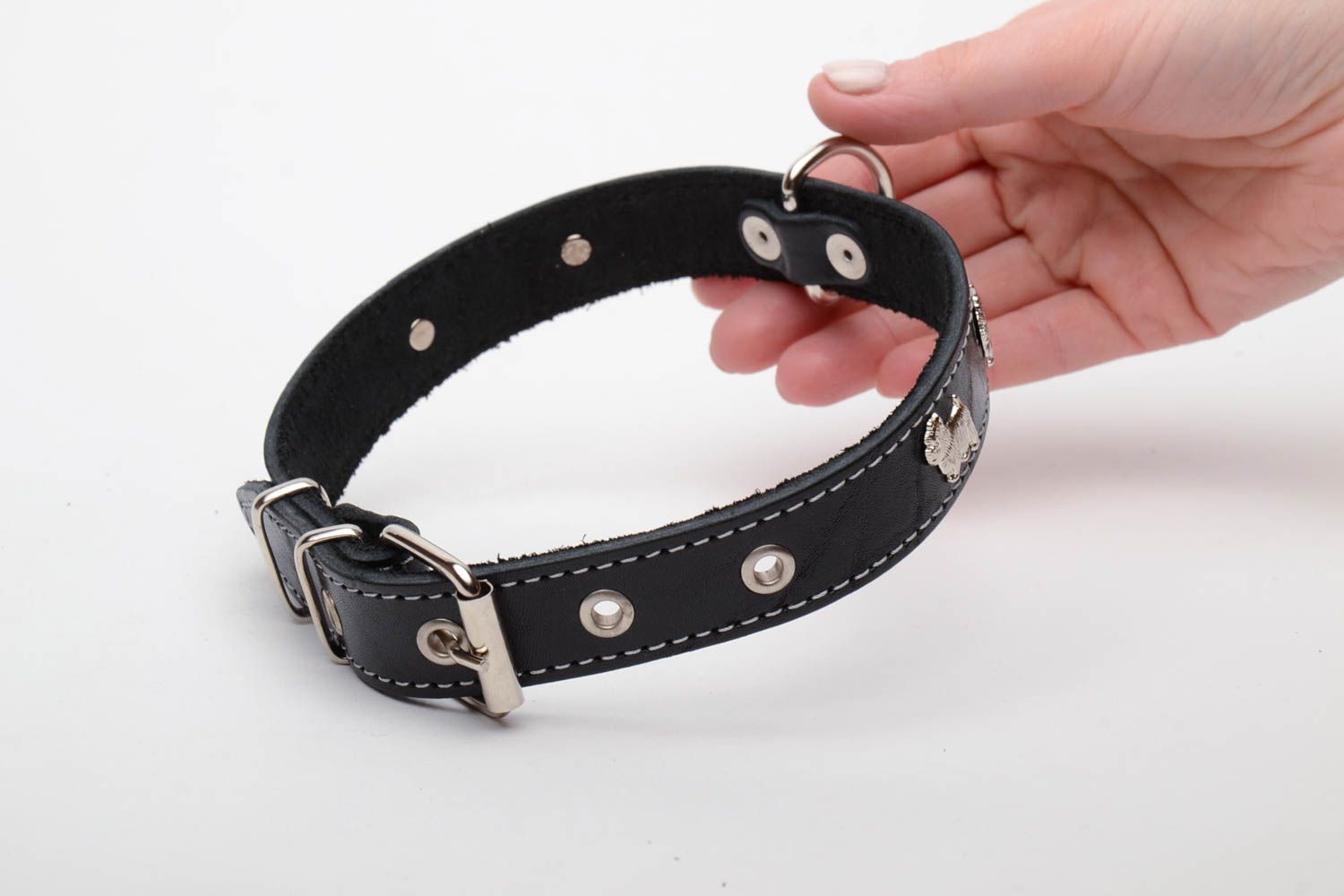 Black dog collar with rivets photo 5