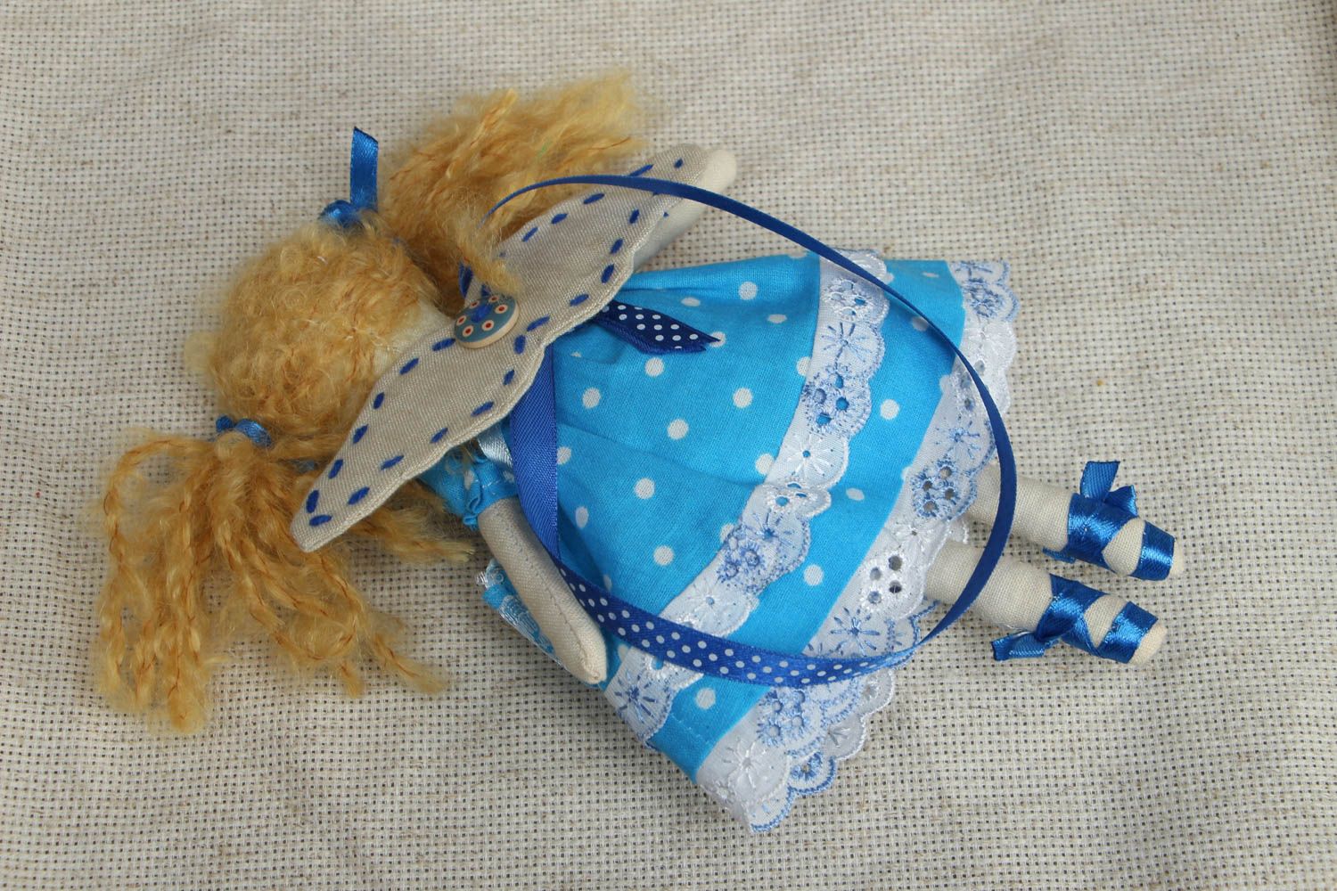 Muñeca de autor de tela Angelito en azul foto 3