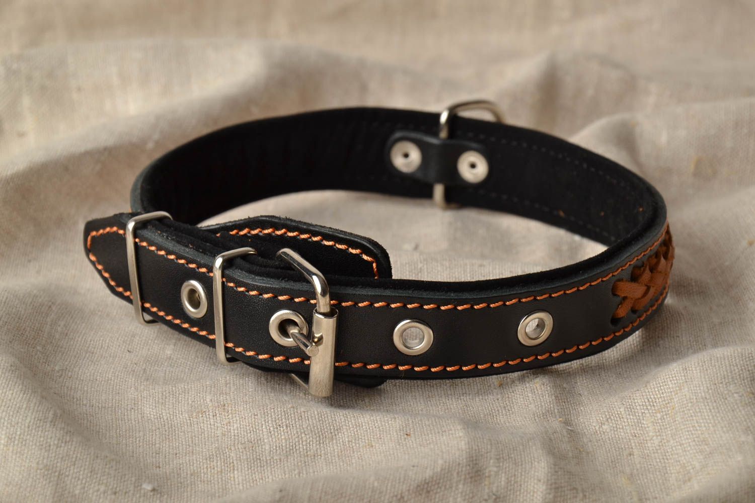 Black dog collar with braiding photo 1