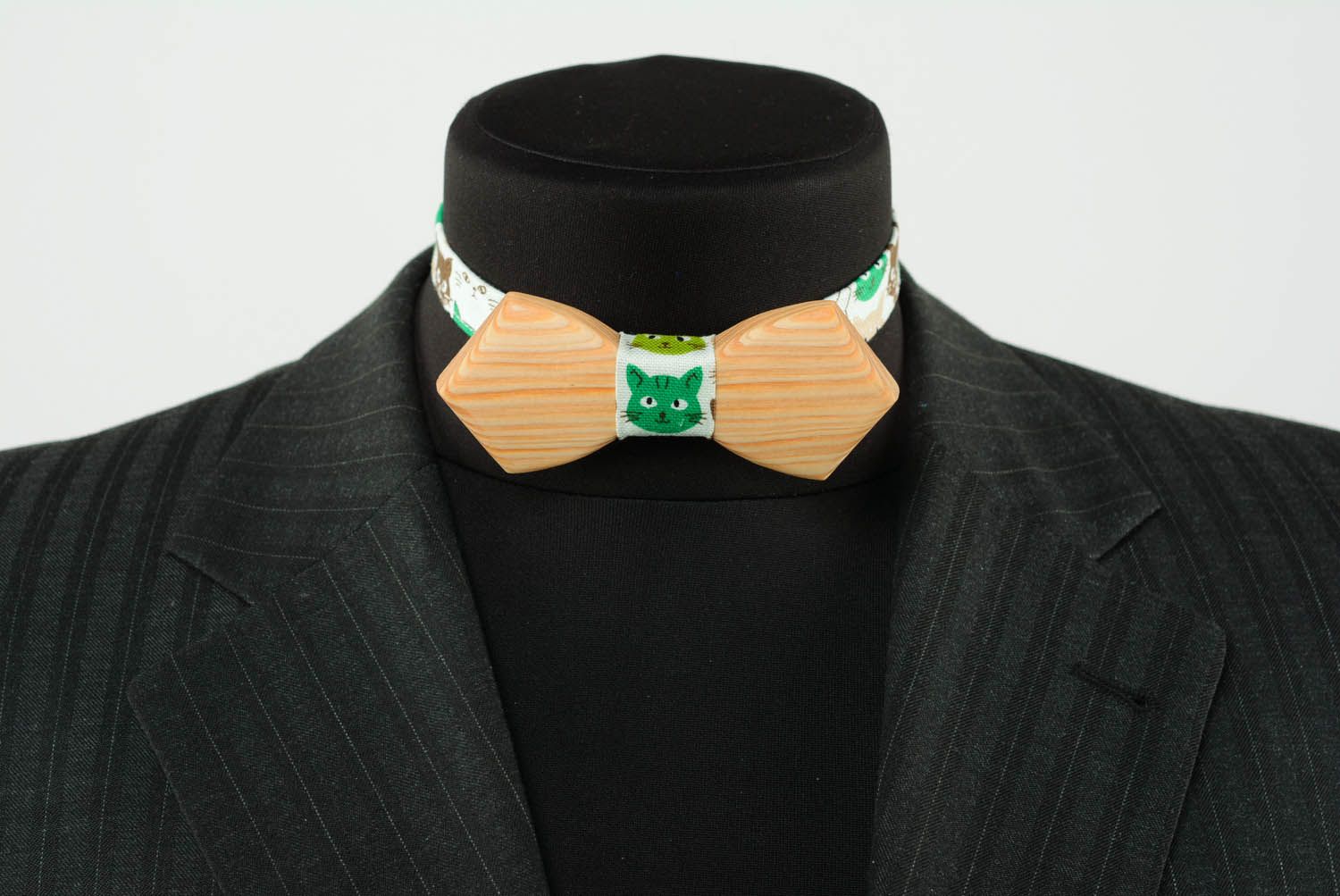 Wooden bow tie Cats photo 2