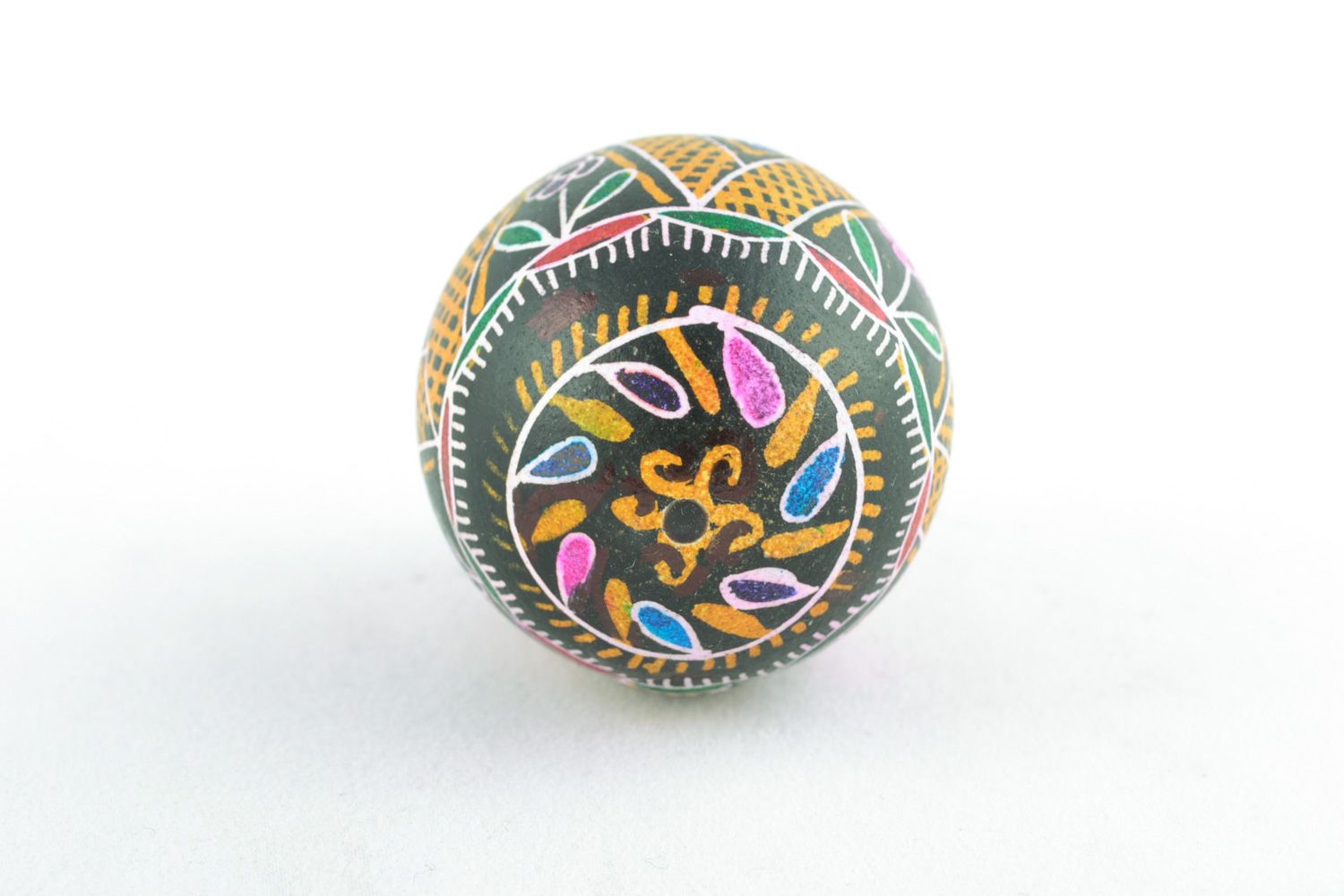 Handmade Easter egg with floral ornament painted with hot wax and aniline dyes photo 5
