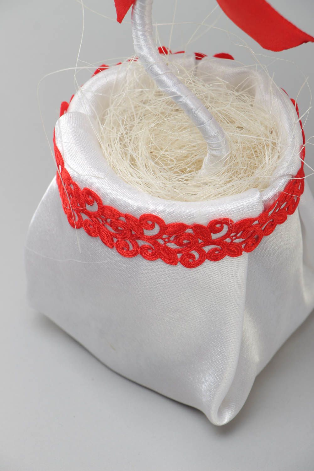 Topiario artificial de poliestireno extruido artesanal en maceta romántico foto 3
