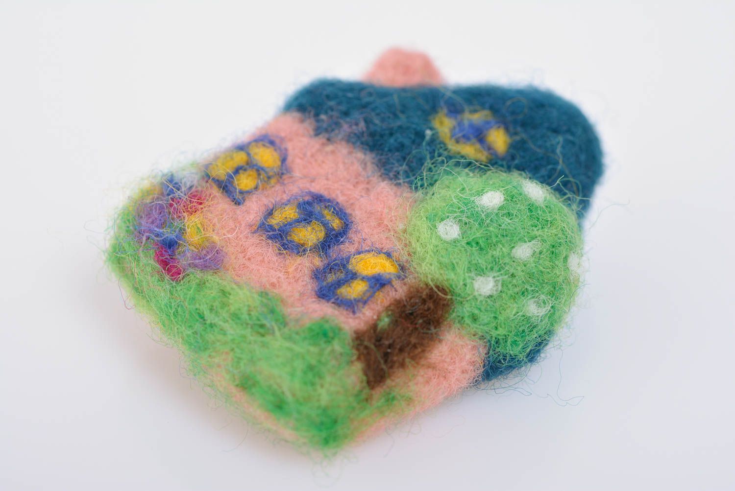 Handmade small designer brooch felted of natural wool in the shape of cute house photo 3