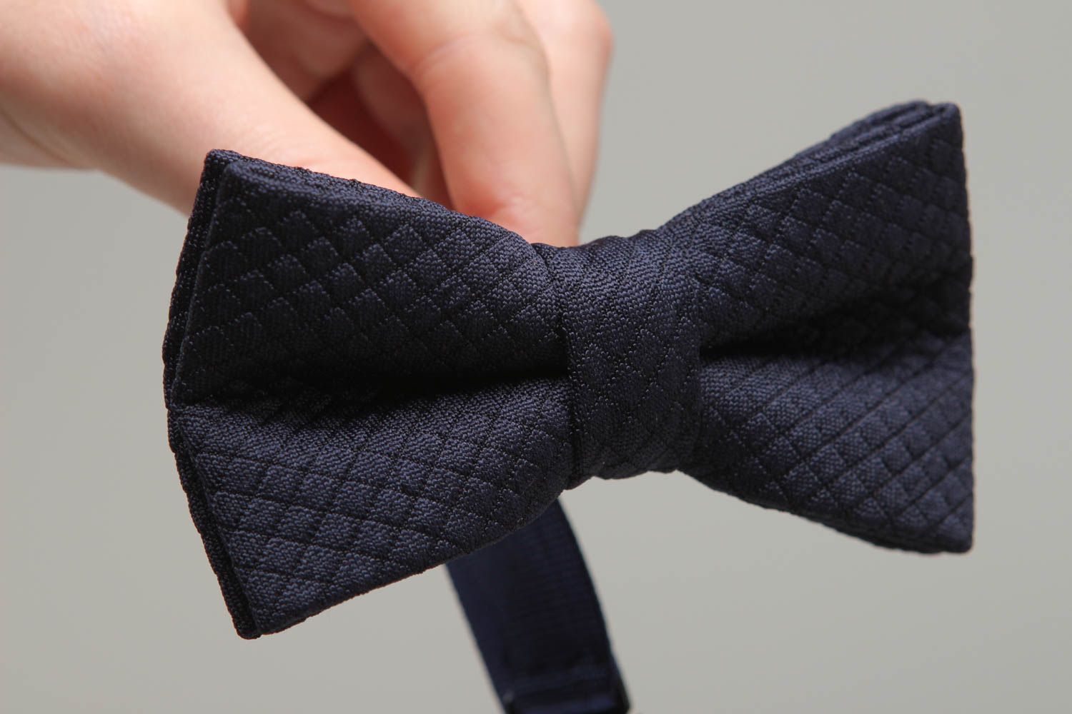 Dark blue cotton fabric bow tie photo 4