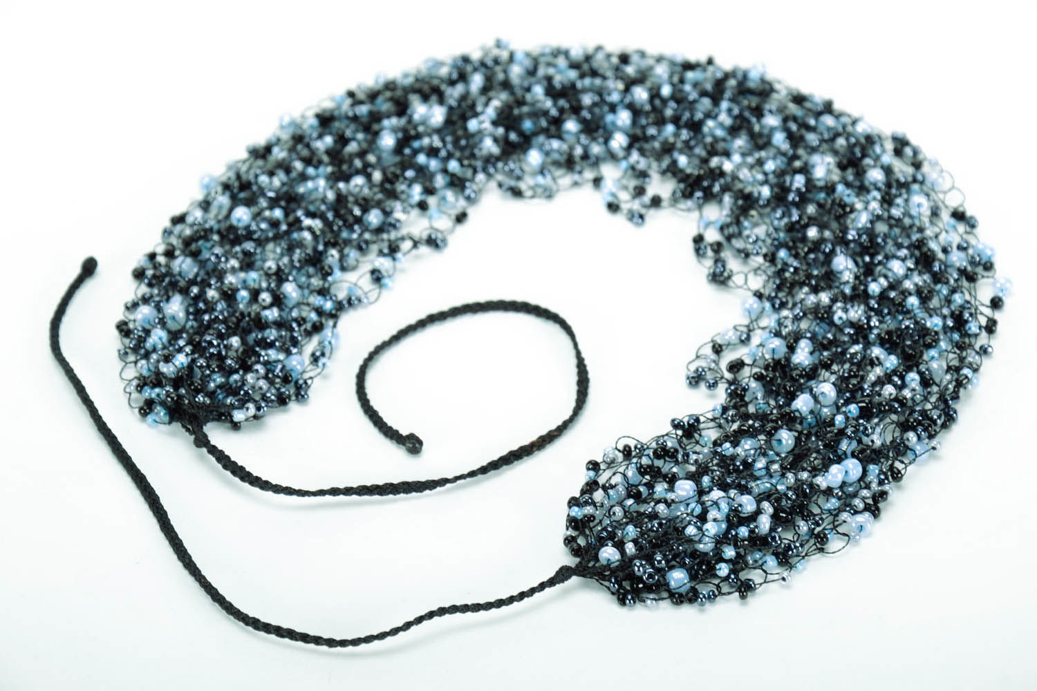 Glass beads photo 1