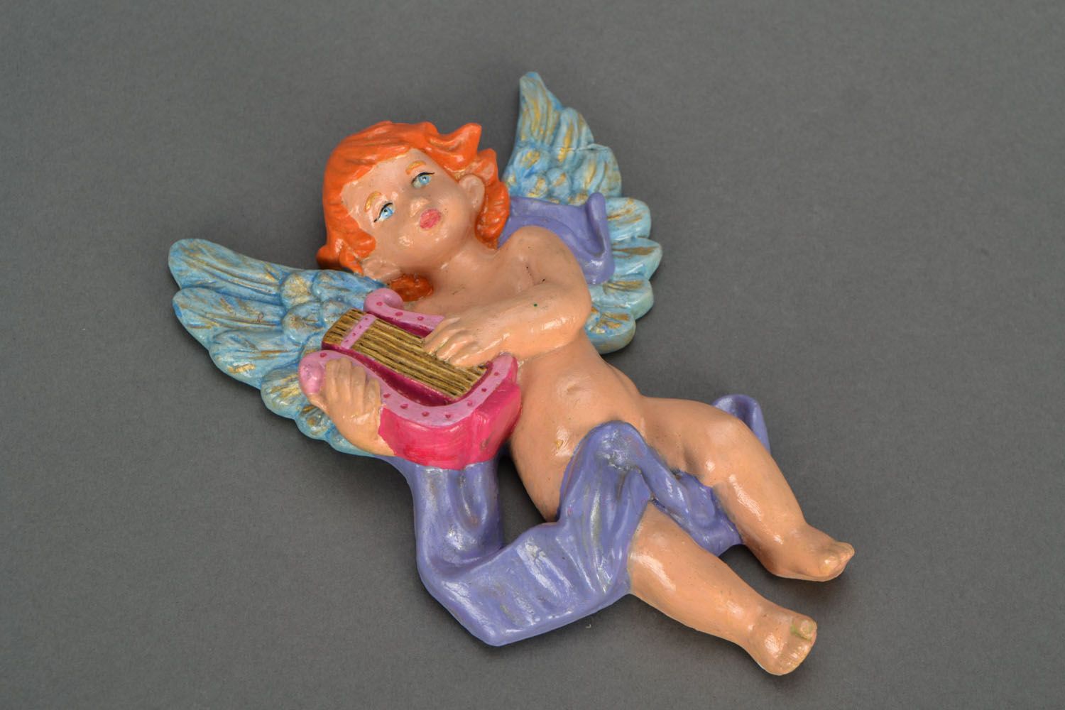 Гипсовый расписной ангелочек с лирой фото 3