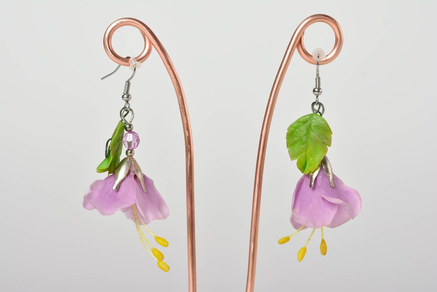 Charming handmade designer plastic flower earrings molded jewelry photo 1