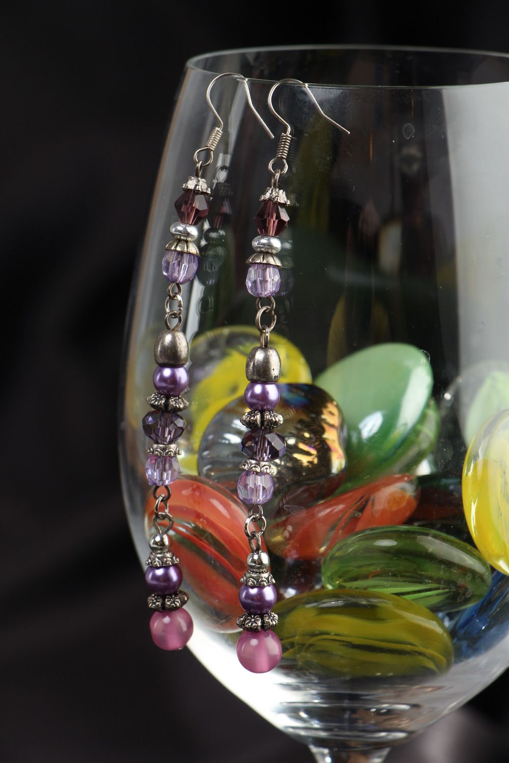 Handmade long glass bead earrings of lilac color photo 4