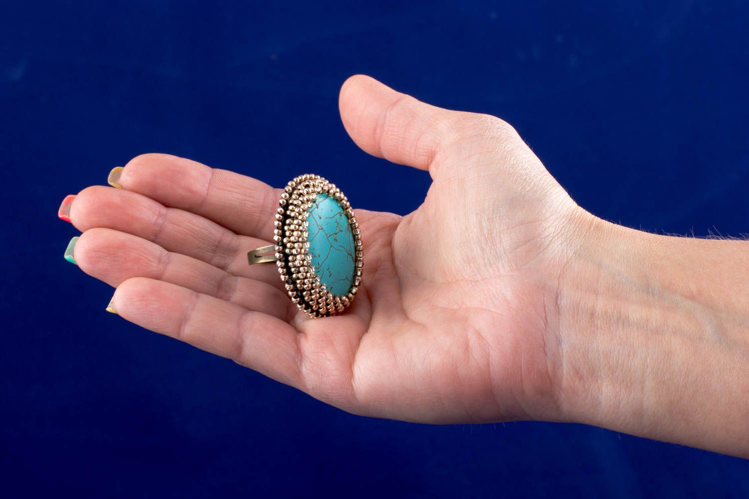 Handmade round jewelry ring with turquoise and Czech beads on leather basis photo 4