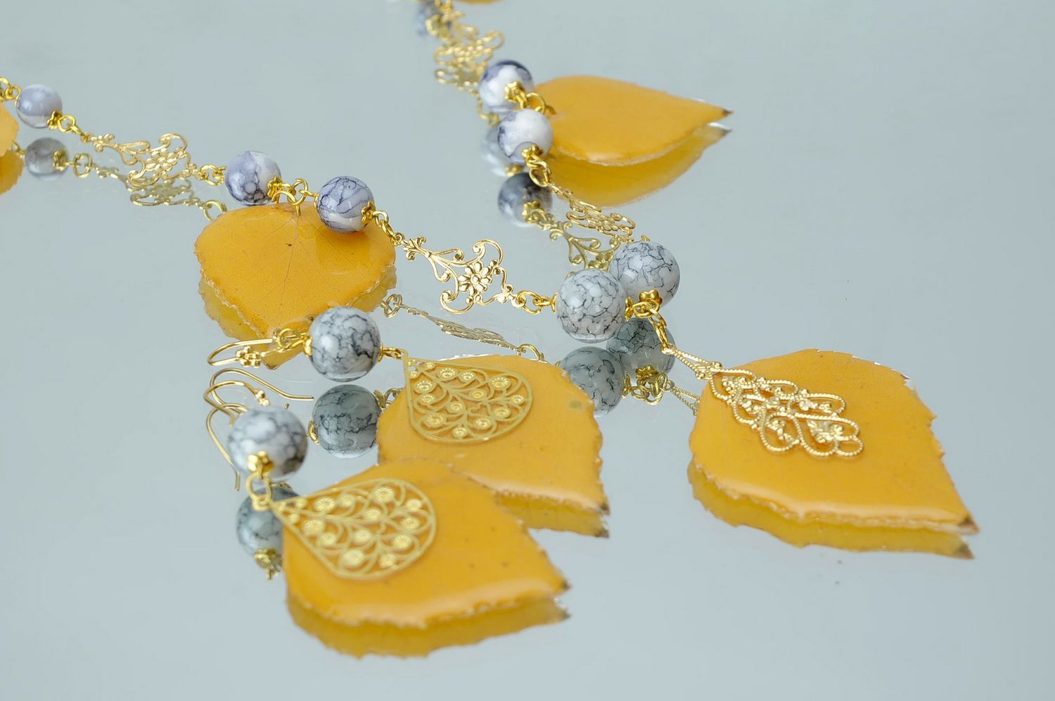Conjunto de jóias: colar e brincos Folhas de bétula foto 4