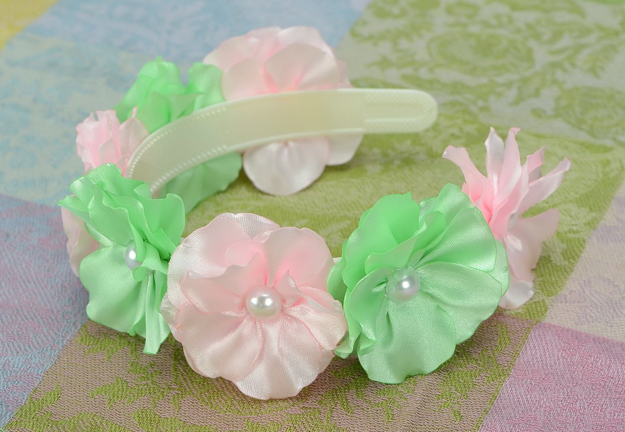 Headband, head wreath with satin flowers Lime with pink photo 5